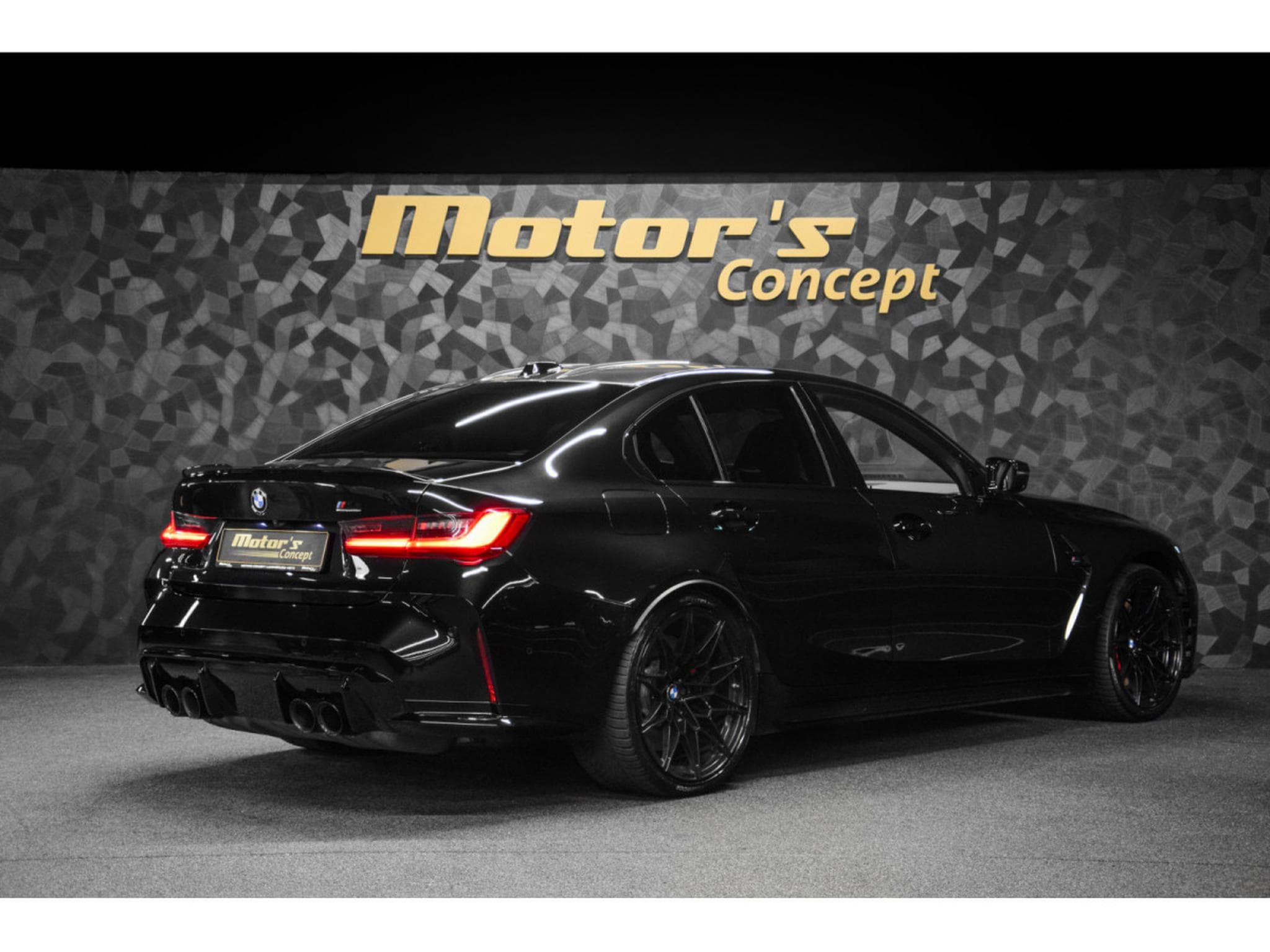BMW M3 G80 Compétition X-Drive - Black Sapphire Metallic (2023) - Photo 3