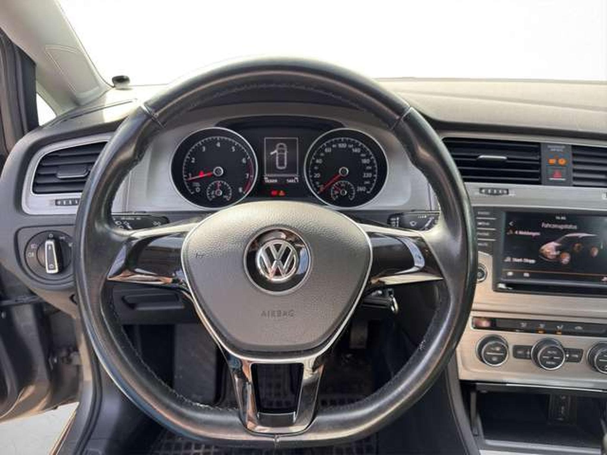 VW Golf VII Variant Comfortline/Climatronik/Alu (2016) - Photo 10