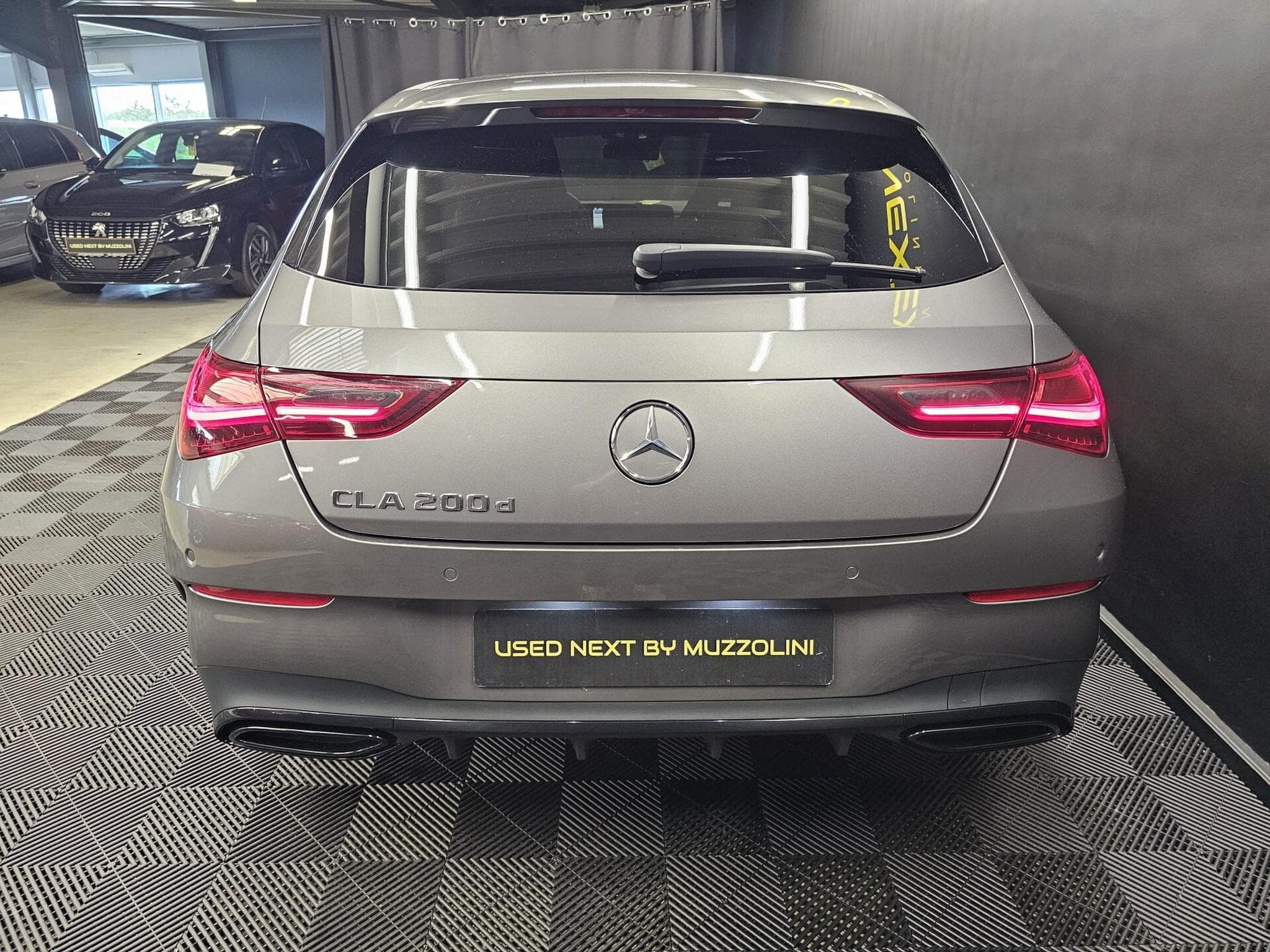 Mercedes CLA 200 AMG line (2025) - Photo 4