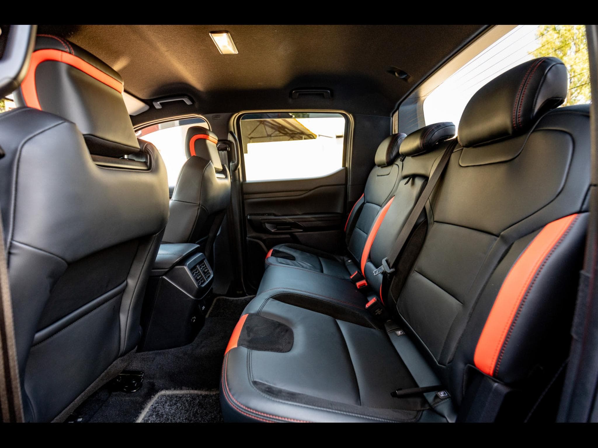 Ford Ranger RAPTOR DOUBLE CABINE 3.0 V6 ECOBOOST (292 CH) AWD - CONQUER (2024) - Photo 12