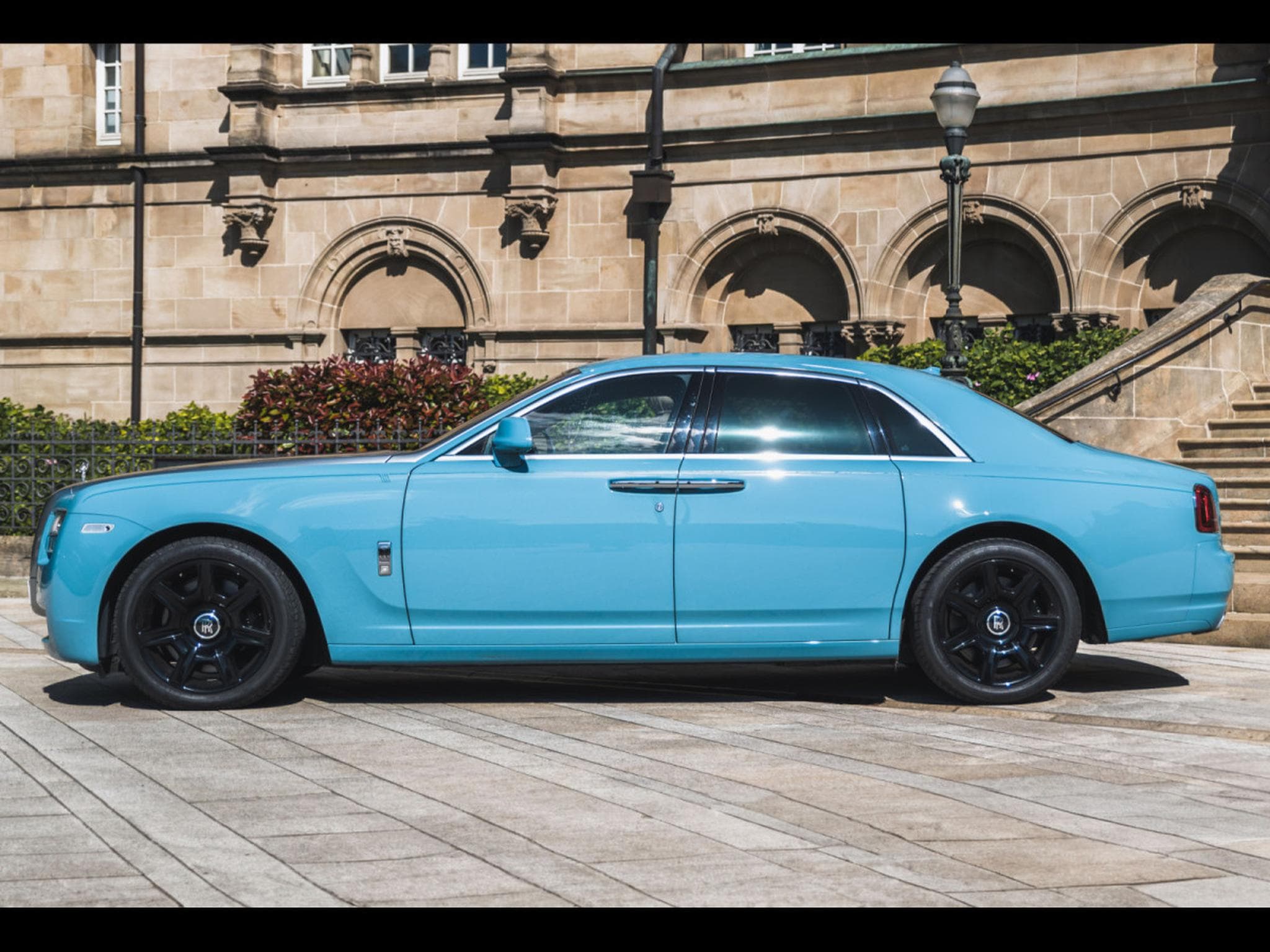 Rolls-Royce Ghost 6.6 V12 ALPINE TRIAL CENTENARY 1/35 (2013) - Photo 2