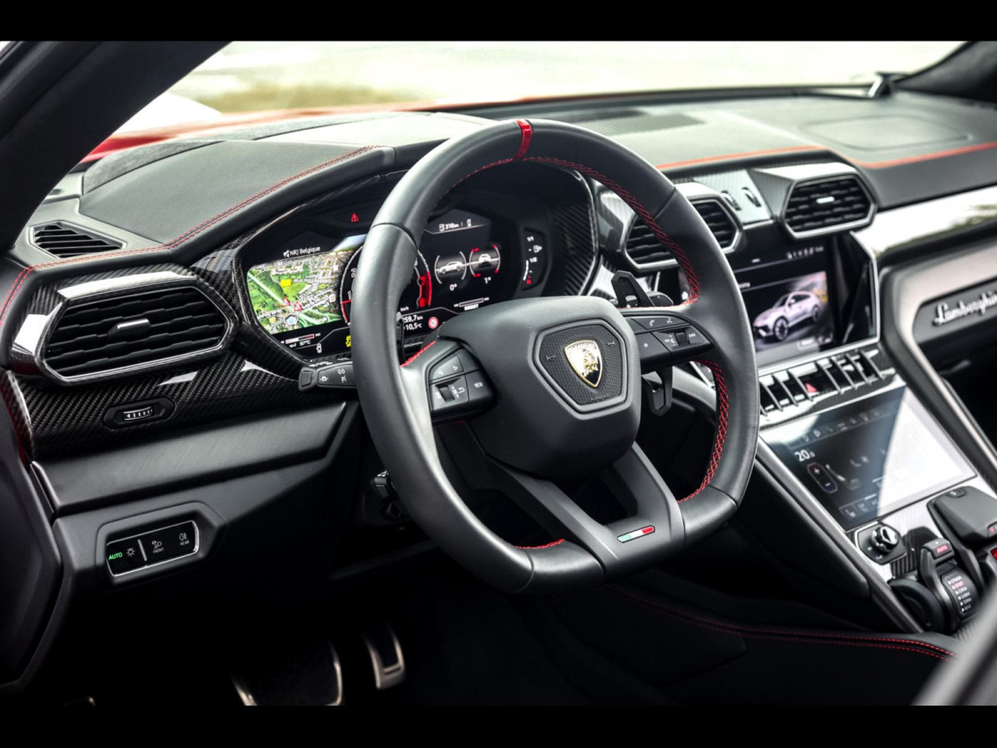 Lamborghini Urus 4.0 V8 S (666 CH) - ROSSO EFESTO (2023) - Photo 10