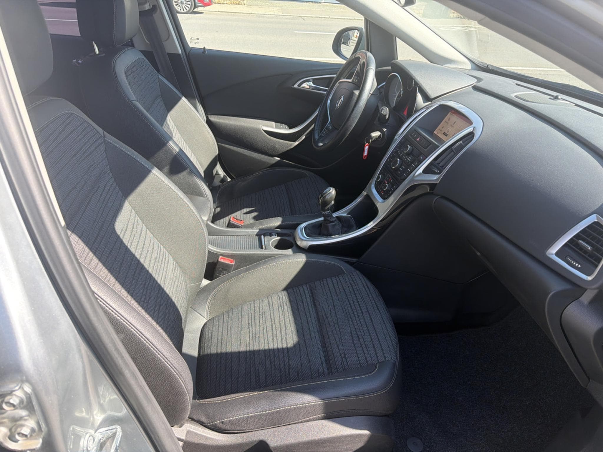 Opel Astra 1.4 Energy 120 (2015) - Photo 8