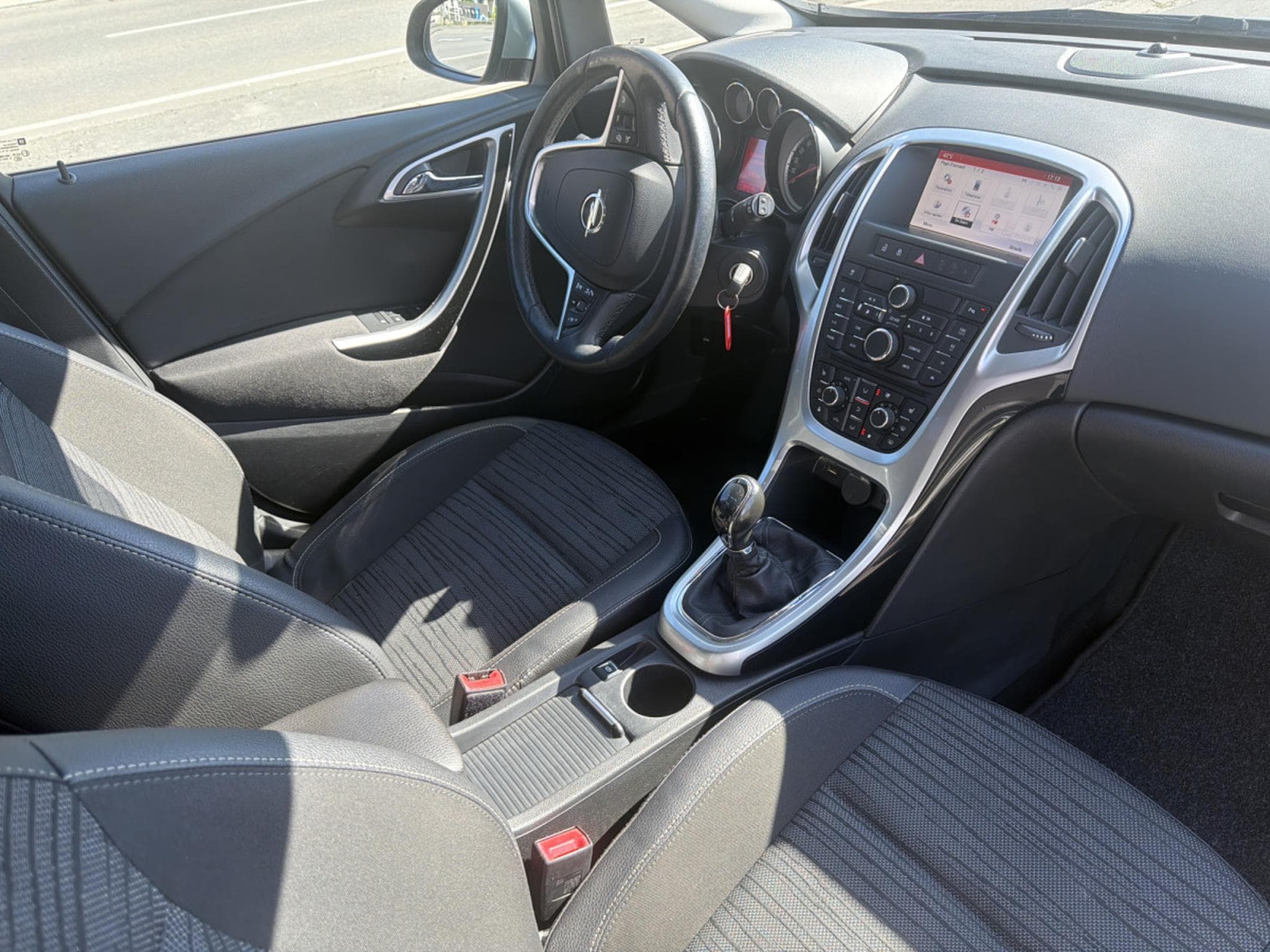 Opel Astra 1.4 Energy 120 (2015) - Photo 9