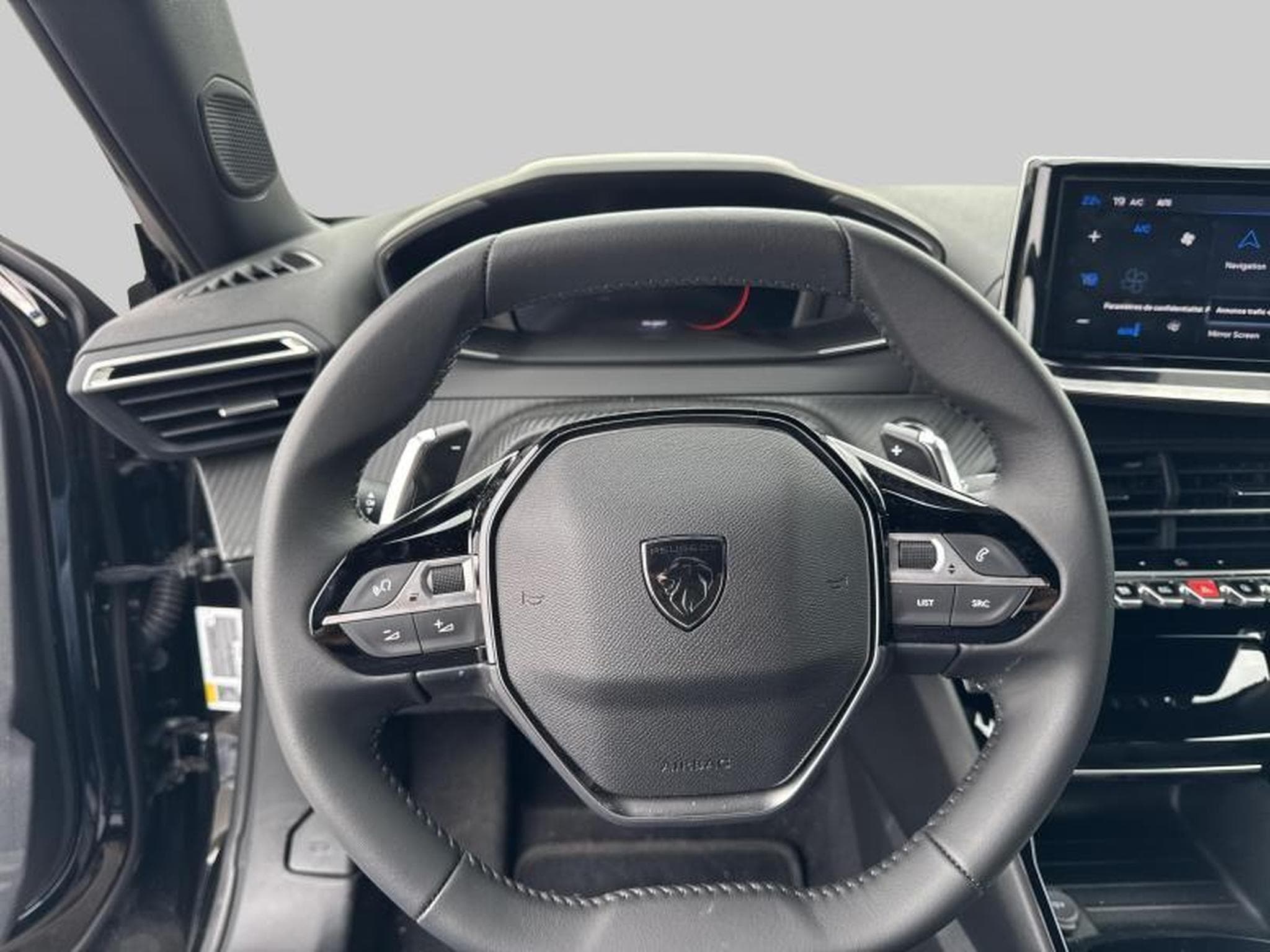 Peugeot 2008 II Allure (2026) - Photo 14