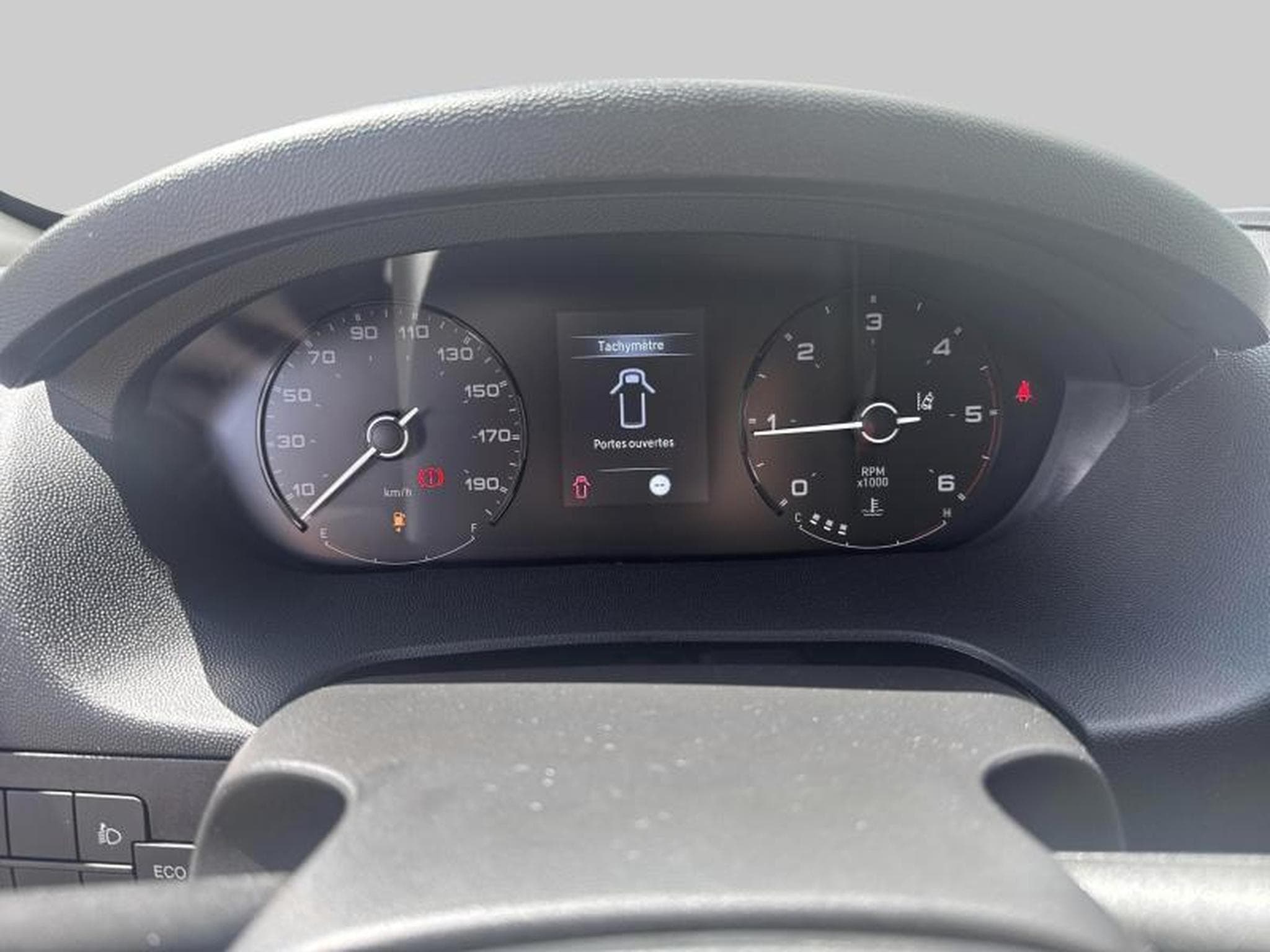 Opel Movano L2H2 (2025) - Photo 14