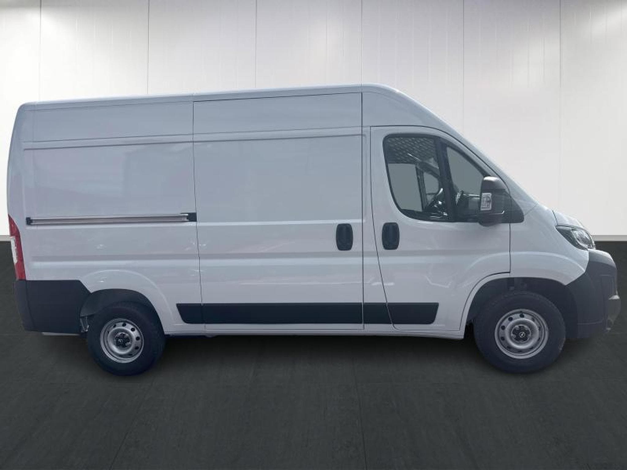 Opel Movano L2H2 (2025) - Photo 8