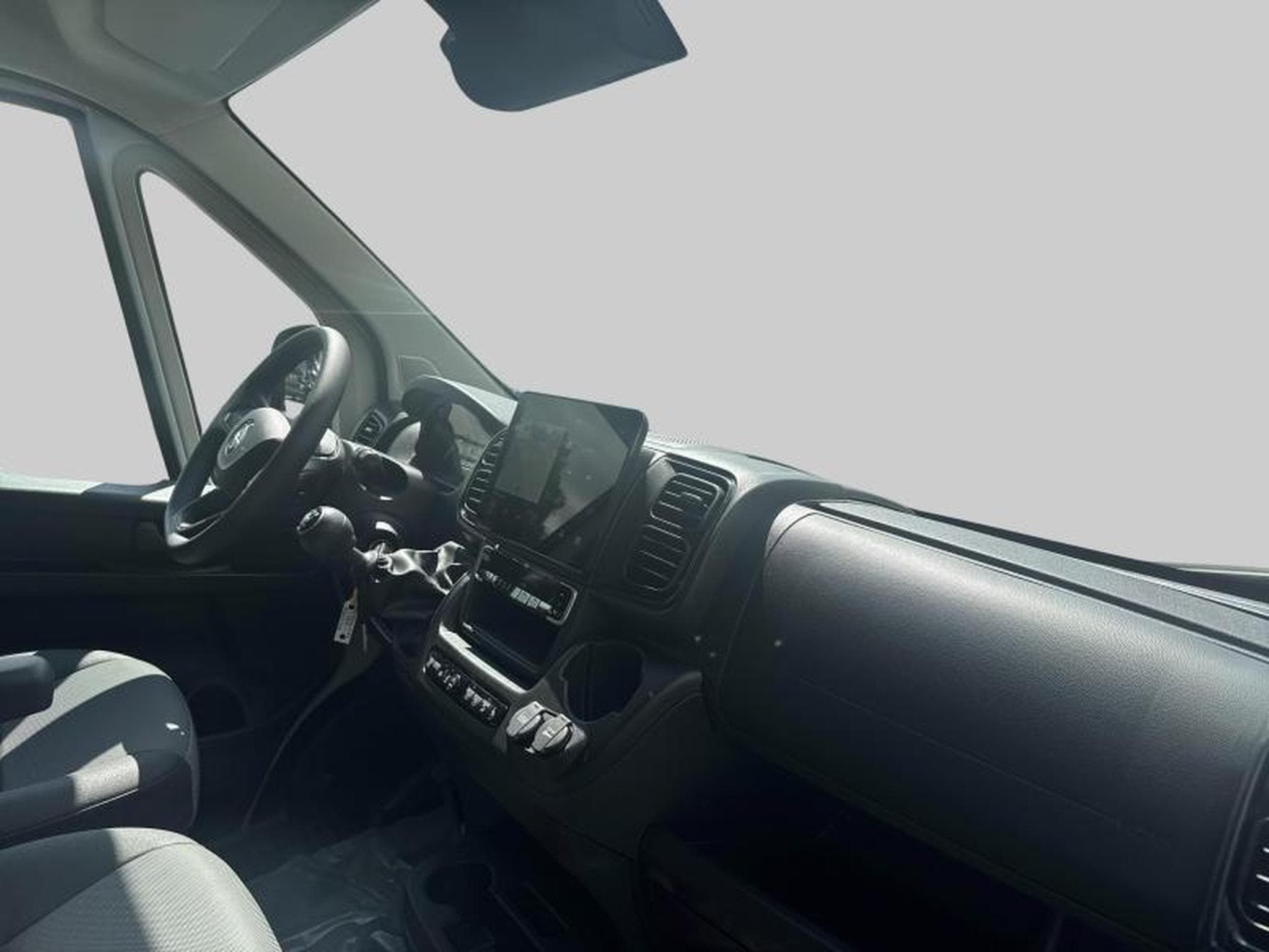 Opel Movano L2H2 (2025) - Photo 9