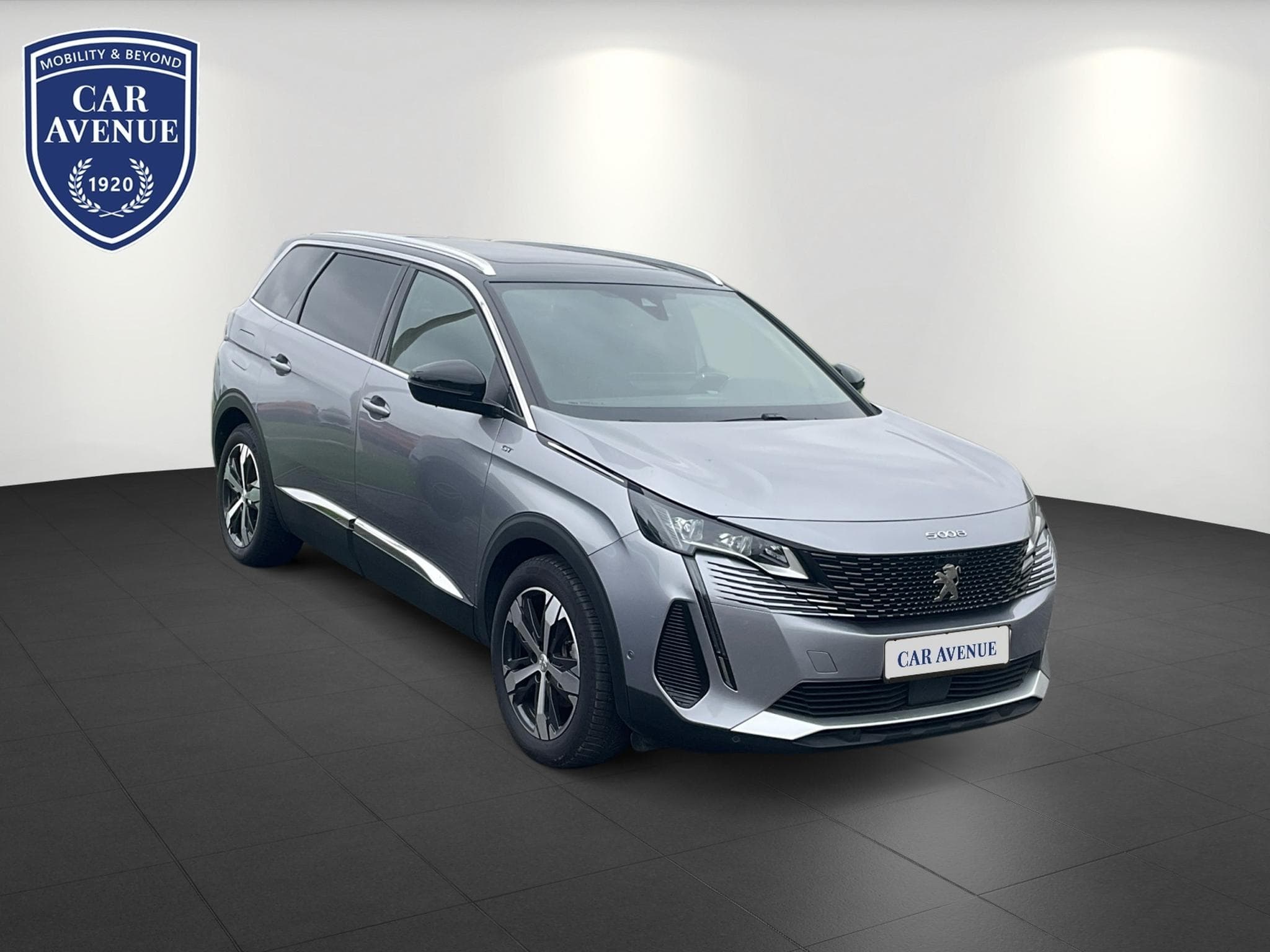 Peugeot 5008 1.5 BlueHDI 130 GT 7 Sitzer AHK Panorama (2023) - Photo 2