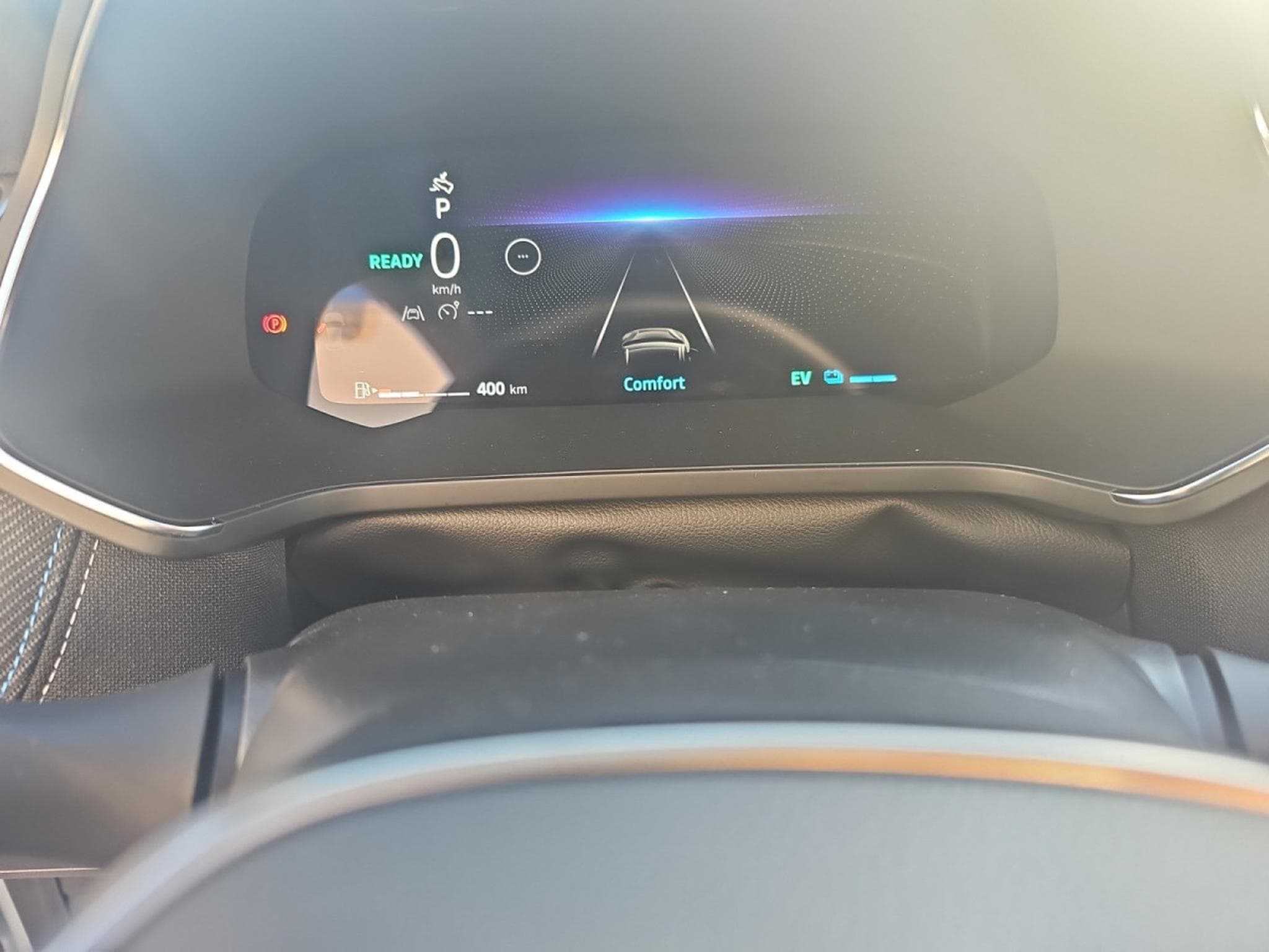 Renault Captur 1.6i Esprit Alpine E-Tech Full Hybrid (2025) - Photo 9