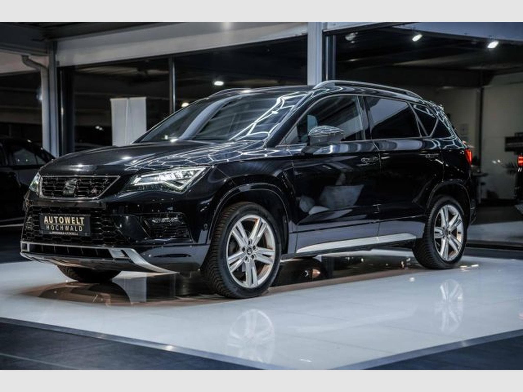Seat Ateca Ateca 1.5 TSI FR-Line NAVI RFK LED ACC CarPlay (2019) - Photo 4