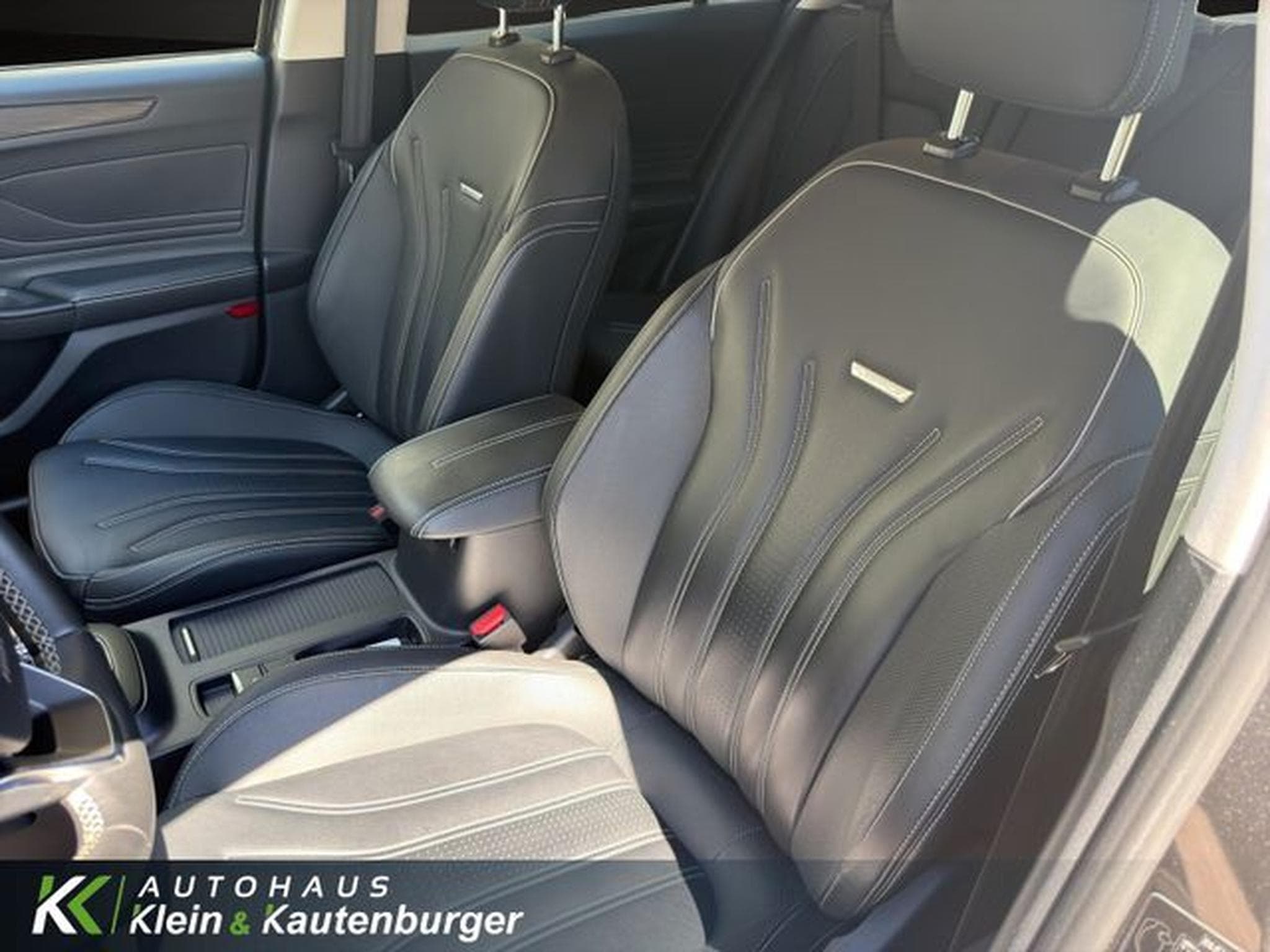 Ford Focus Focus 1.0 EcoBoost Vignale +WINTERPAK+LED+KAMERA (2020) - Photo 13