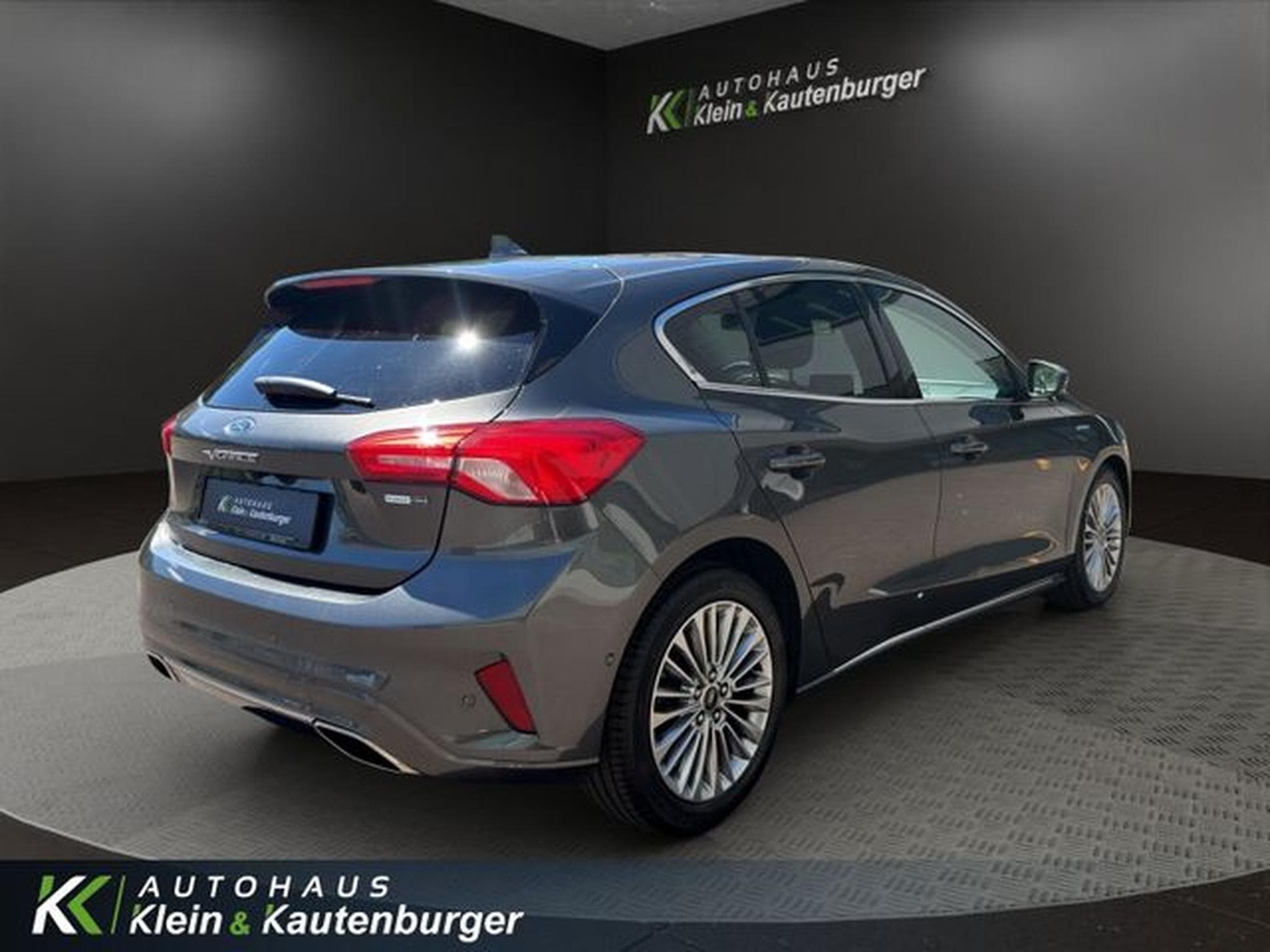 Ford Focus Focus 1.0 EcoBoost Vignale +WINTERPAK+LED+KAMERA (2020) - Photo 5