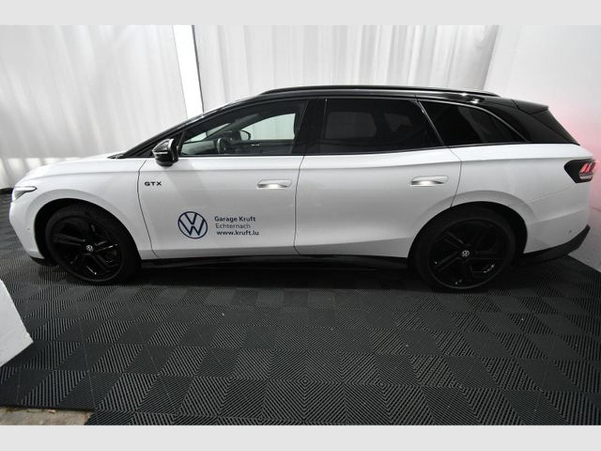 VW ID.7 ID.7 Tourer GTX 250 kW 4Motion, AHK, DCC, Pano., (2025) - Photo 2