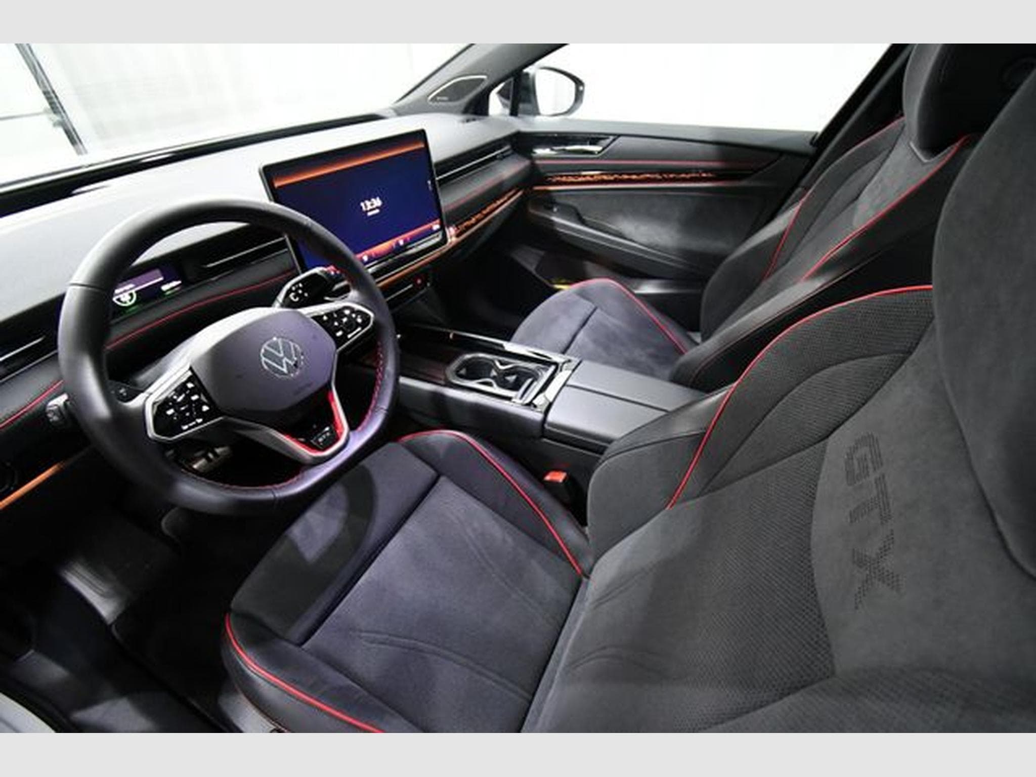 VW ID.7 ID.7 Tourer GTX 250 kW 4Motion, AHK, DCC, Pano., (2025) - Photo 5