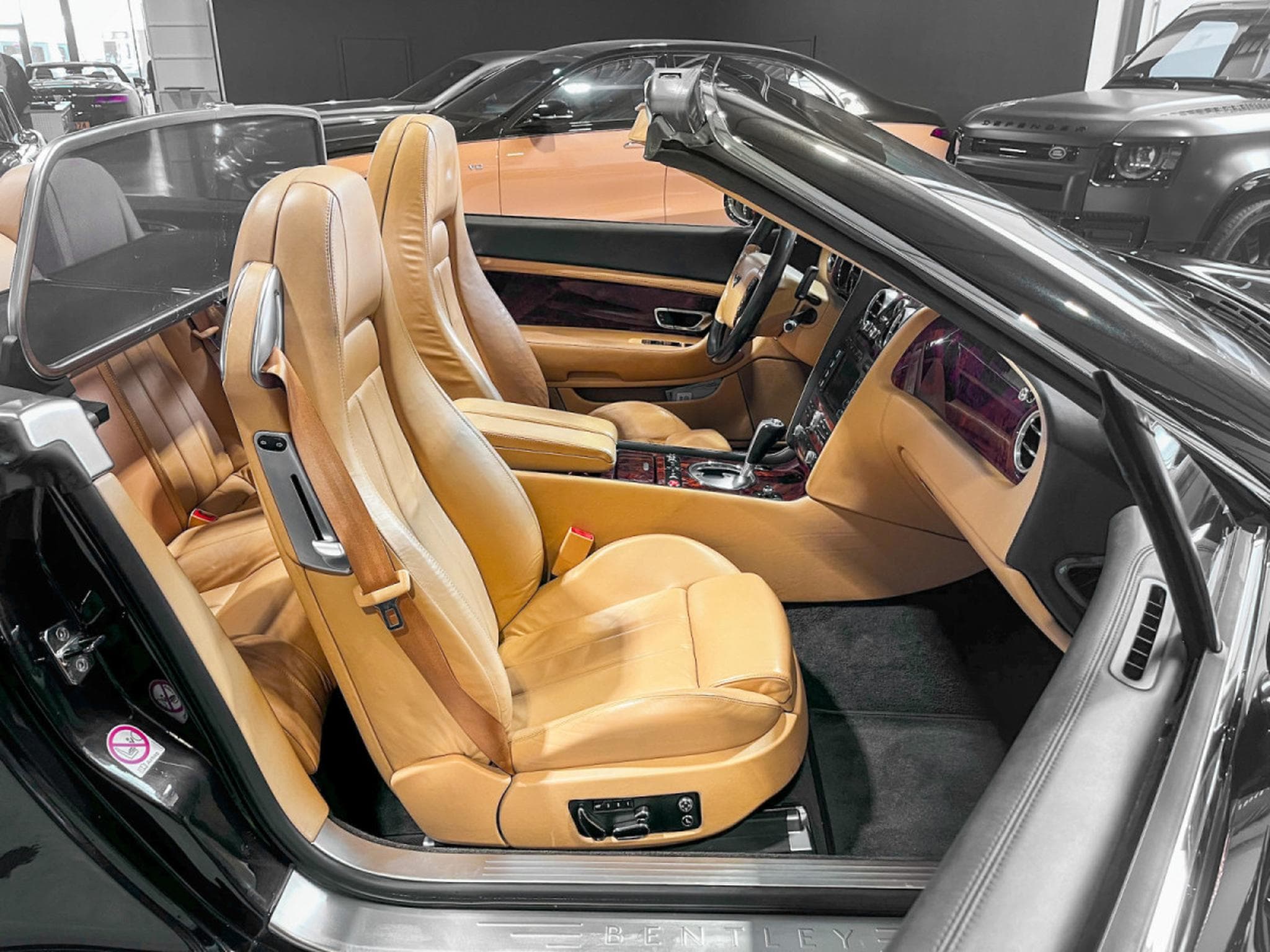 Bentley Continental GT Bentley Continental GTC - Cabrio 6.0W12 (2007) - Foto 19