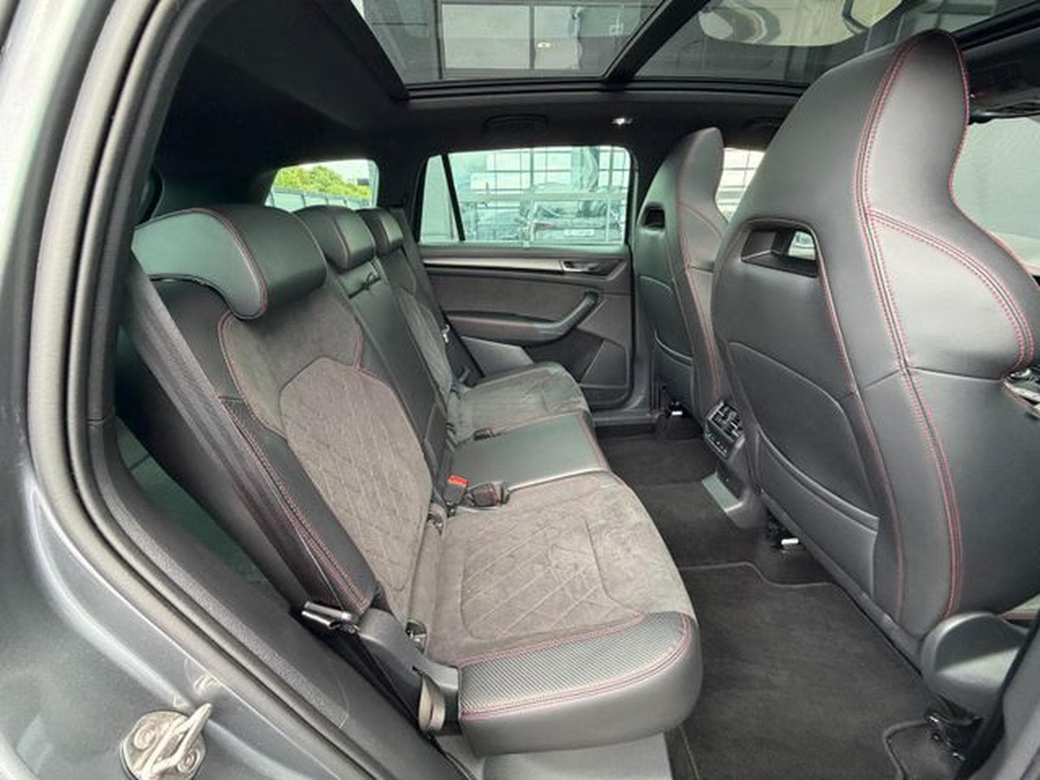 Skoda Kodiaq Kodiaq 2,0TSi RS 4x4 Pano Columbus DCC ACC (2022) - Photo 15