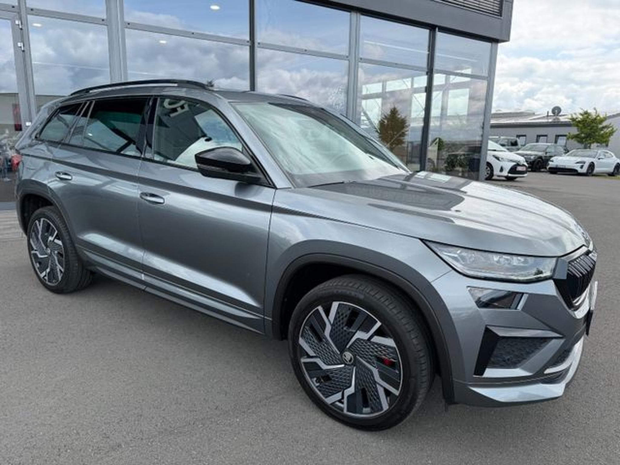 Skoda Kodiaq Kodiaq 2,0TSi RS 4x4 Pano Columbus DCC ACC (2022) - Photo 4
