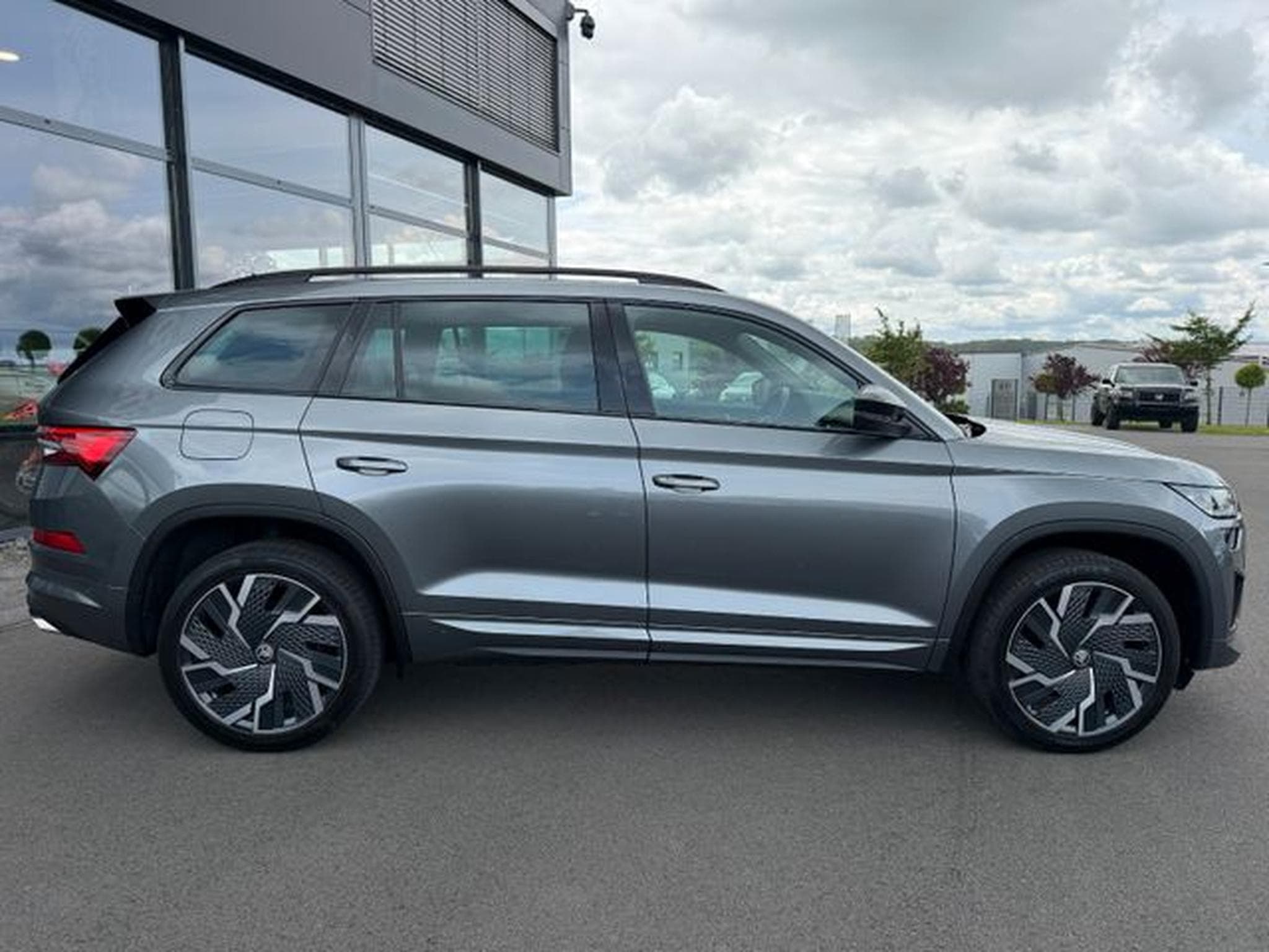 Skoda Kodiaq Kodiaq 2,0TSi RS 4x4 Pano Columbus DCC ACC (2022) - Photo 5