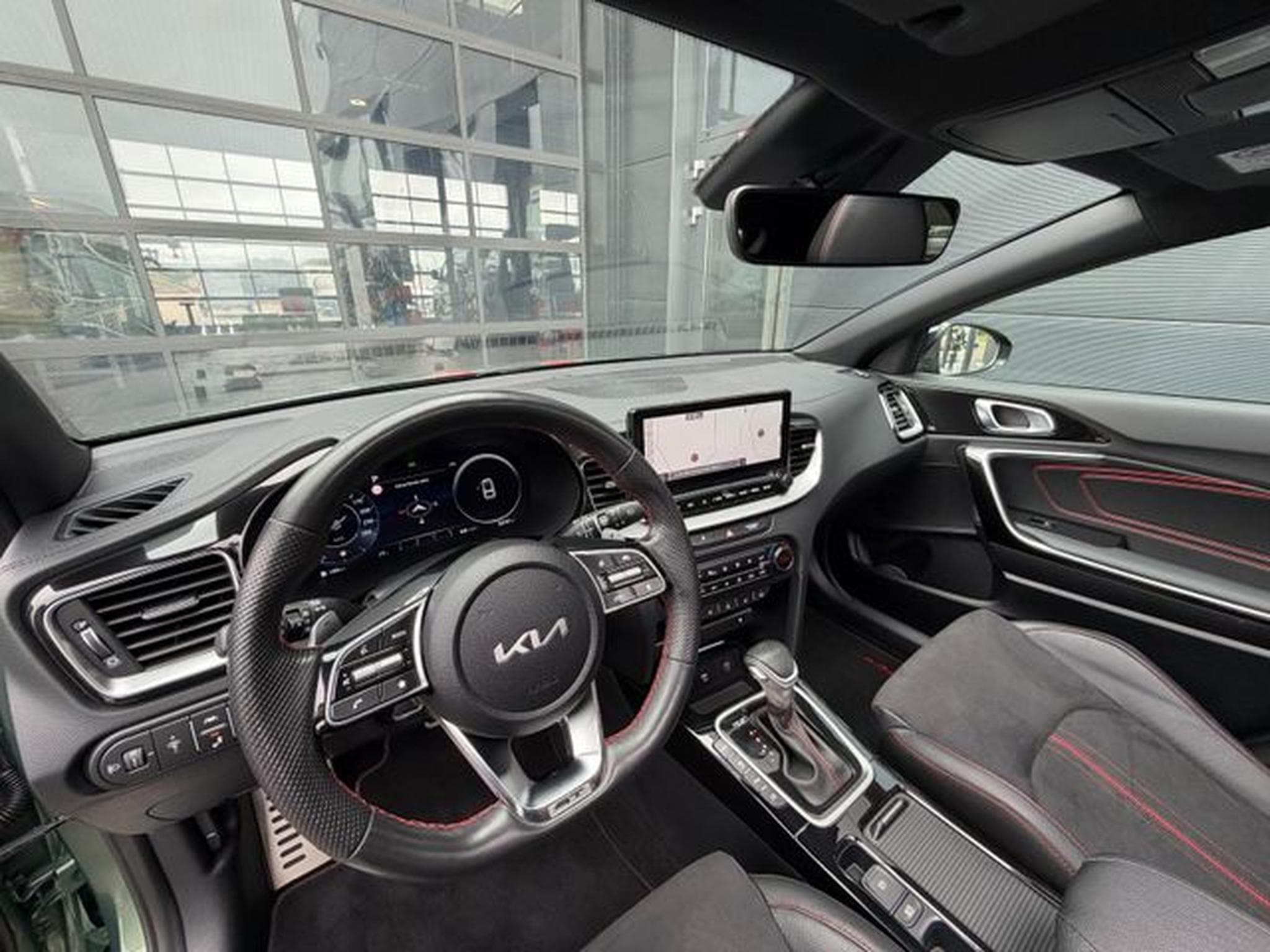 Kia ProCeed ProCeed GT Kombi Pano AHK Key Alcantara Kamera (2023) - Photo 12