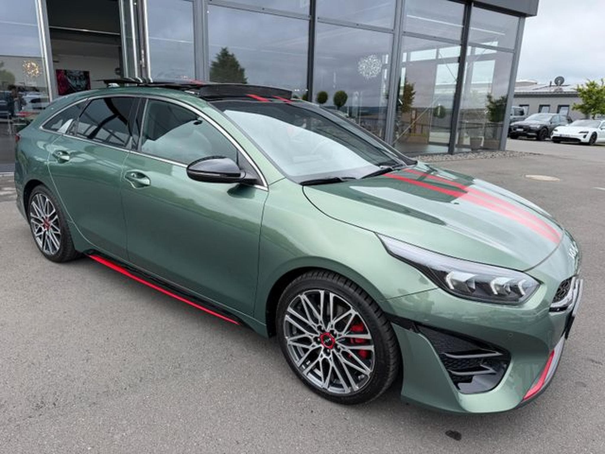 Kia ProCeed ProCeed GT Kombi Pano AHK Key Alcantara Kamera (2023) - Photo 5