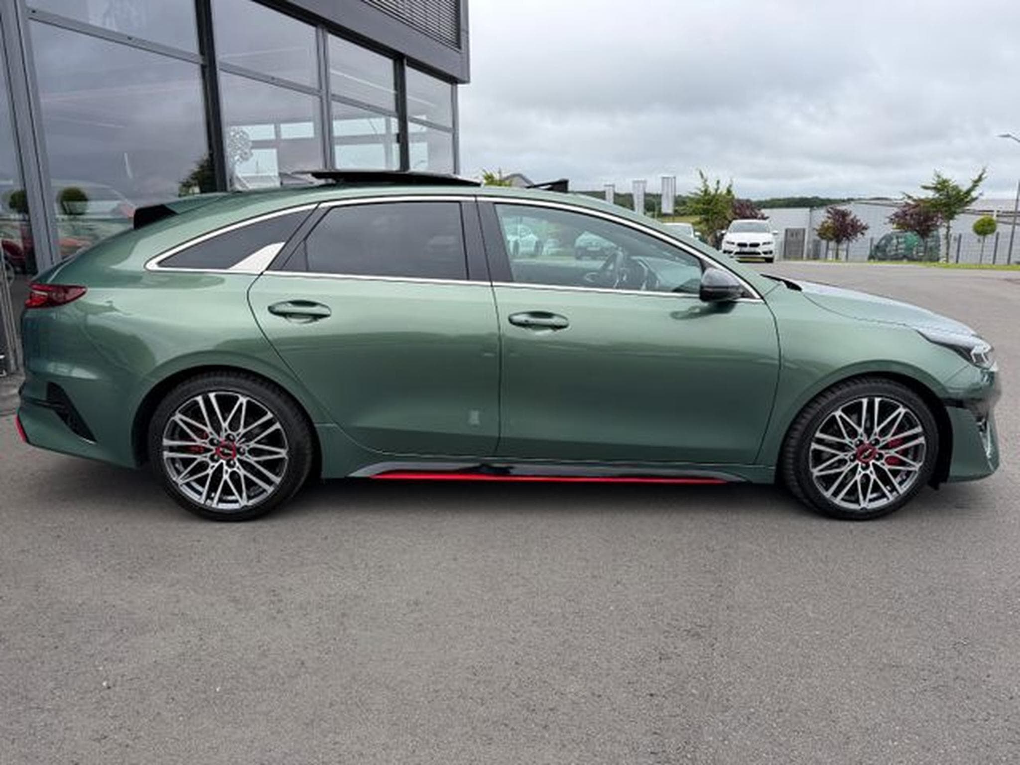 Kia ProCeed ProCeed GT Kombi Pano AHK Key Alcantara Kamera (2023) - Photo 6