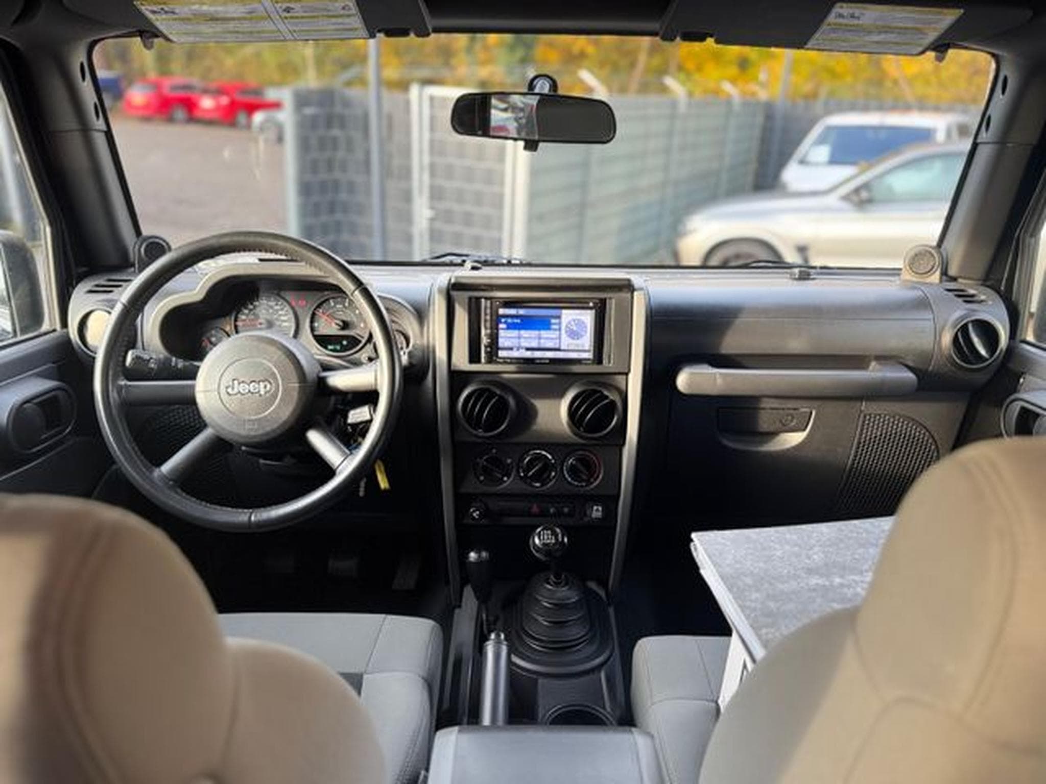 Jeep Wrangler WRANGLER UNLIMITED SPORT 2.8 CRD*NAVI*4X4*AHK* (2008) - Photo 12