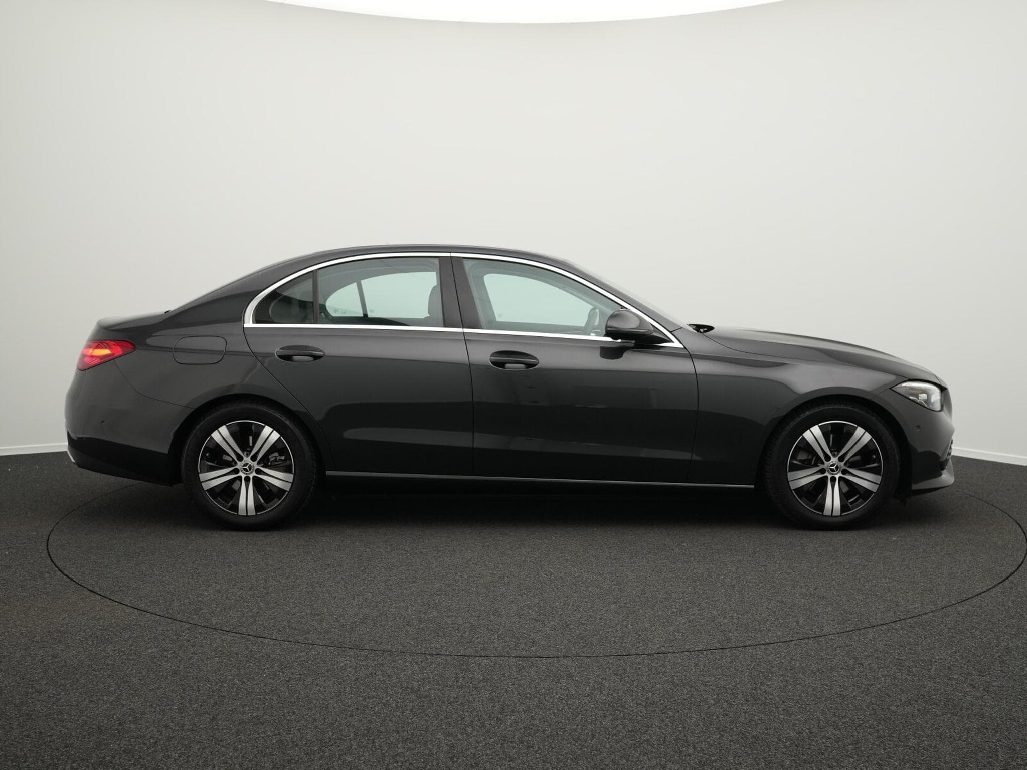 Mercedes C 200 d Avantgarde LED+AHK+Apple+Kamera (2023) - Photo 5
