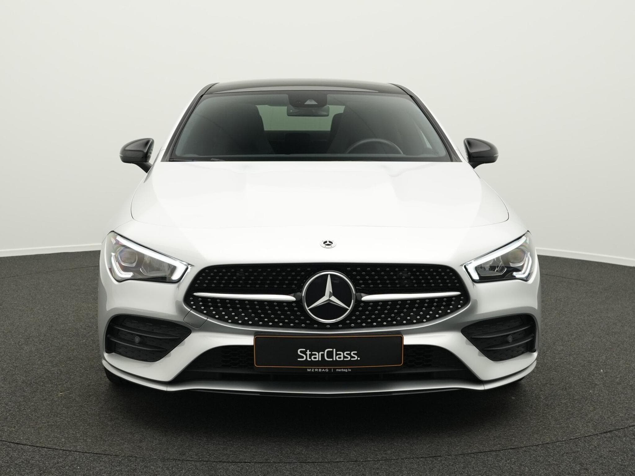 Mercedes CLA 180 AMG-Line Cpe LED+Pano+Night+MBUX (2021) - Photo 2
