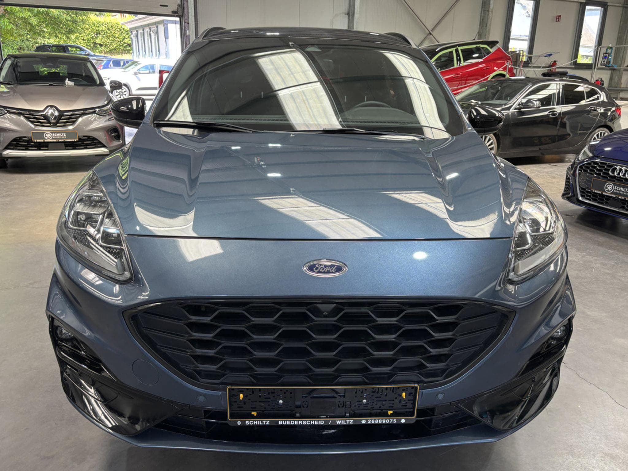 Ford Kuga 2.5 ST-LINE Plug-In (2023) - Photo 7