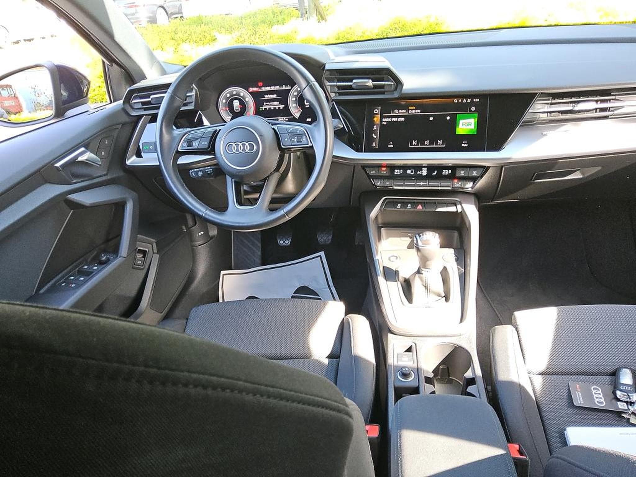 Audi A3 Sportback Advanced 30 TFSI 110 CV *ATTELAGE* * 18" * (2023) - Foto 6