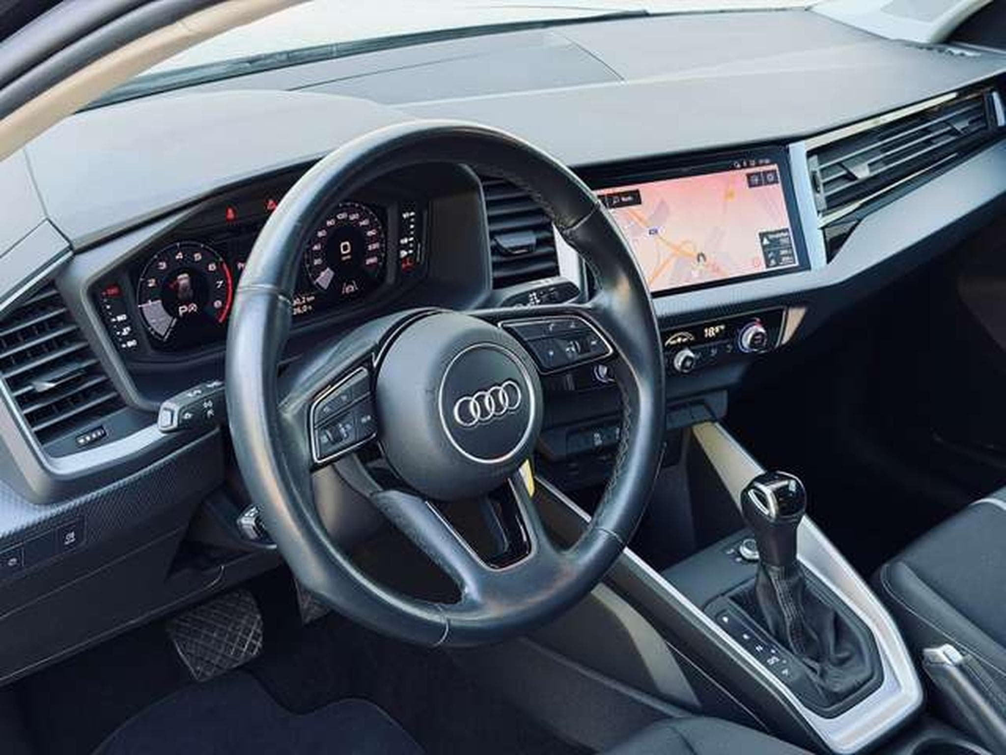 Audi A1 A1 Citycarver 30 TFSI S tronic/Garantie 12 Mois✅✅✅ (2020) - Photo 11