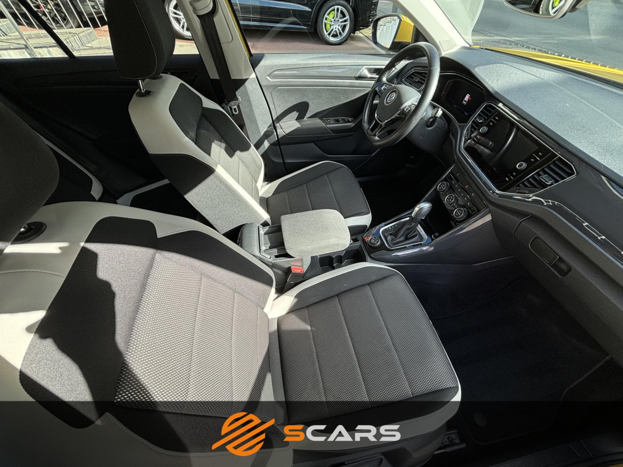 VW T-Roc 2.0 TDI DSG 4Motion 150cv (2020) - Photo 12