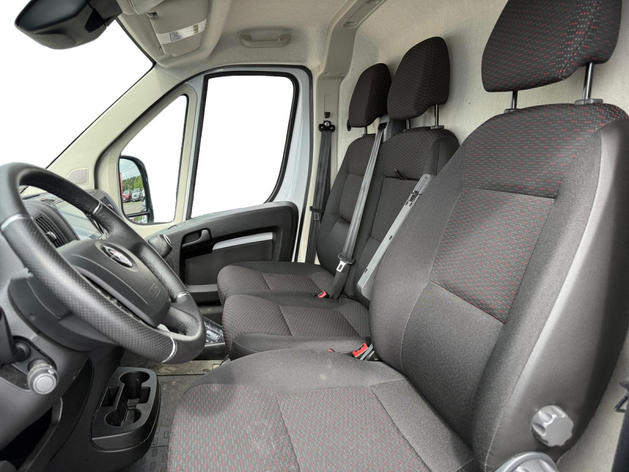 Opel Movano 2.2D L3H2 (2024) - Foto 6