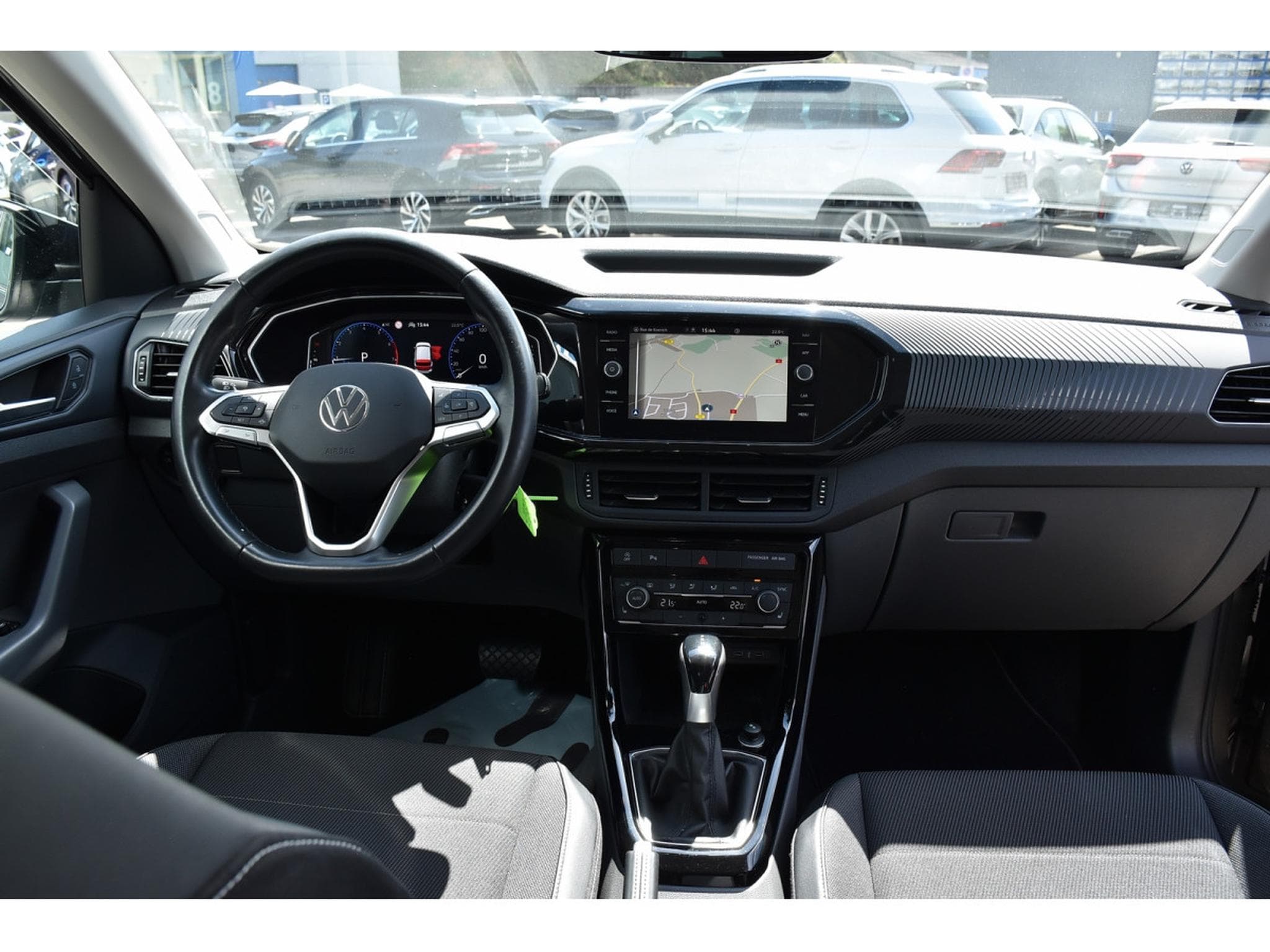 VW T-Cross 1.5 TSI Style DSG ACC LANE SIDE GPS CAM (2021) - Foto 9