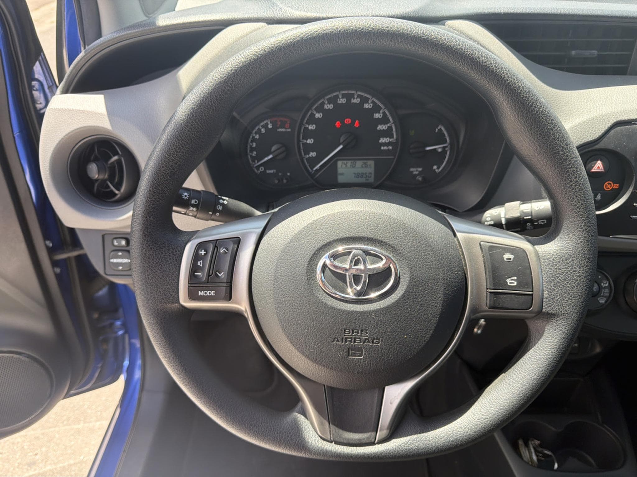 Toyota Yaris 1.5 BM6 112CV (2018) - Foto 13