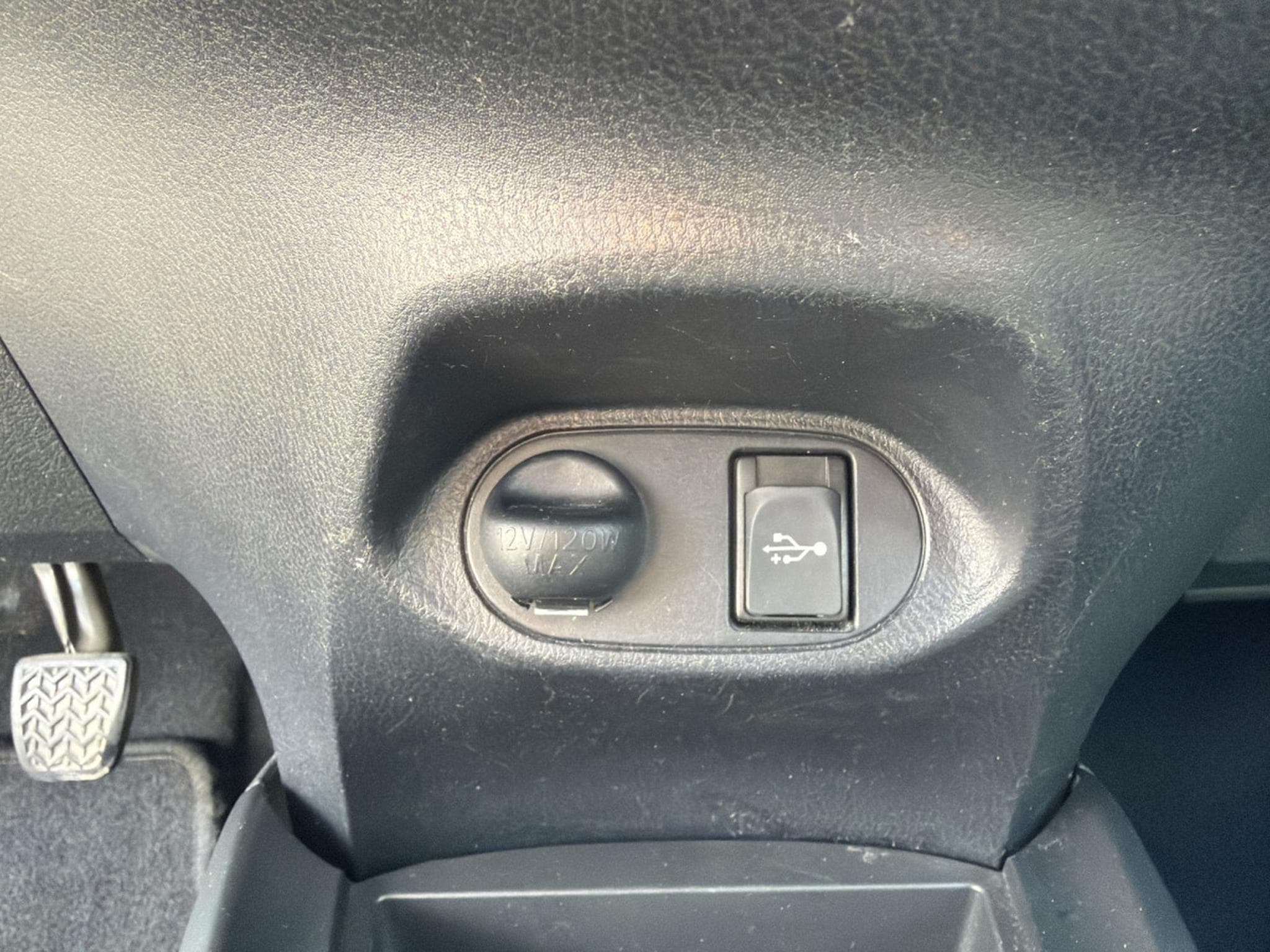 Toyota Yaris 1.5 BM6 112CV (2018) - Foto 15