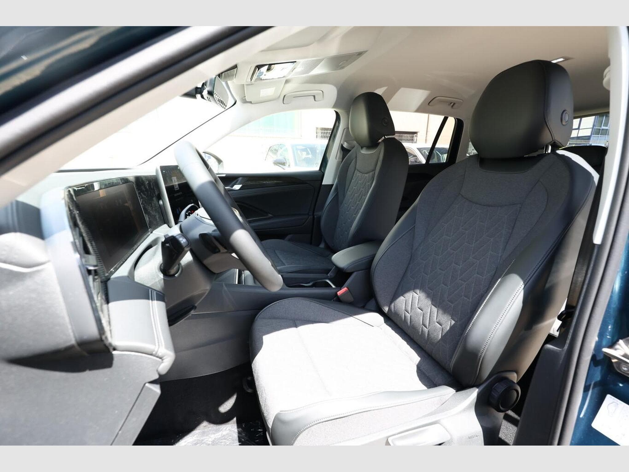 VW Tiguan PHEV 5JGarantie IQ.Drive (2026) - Photo 6
