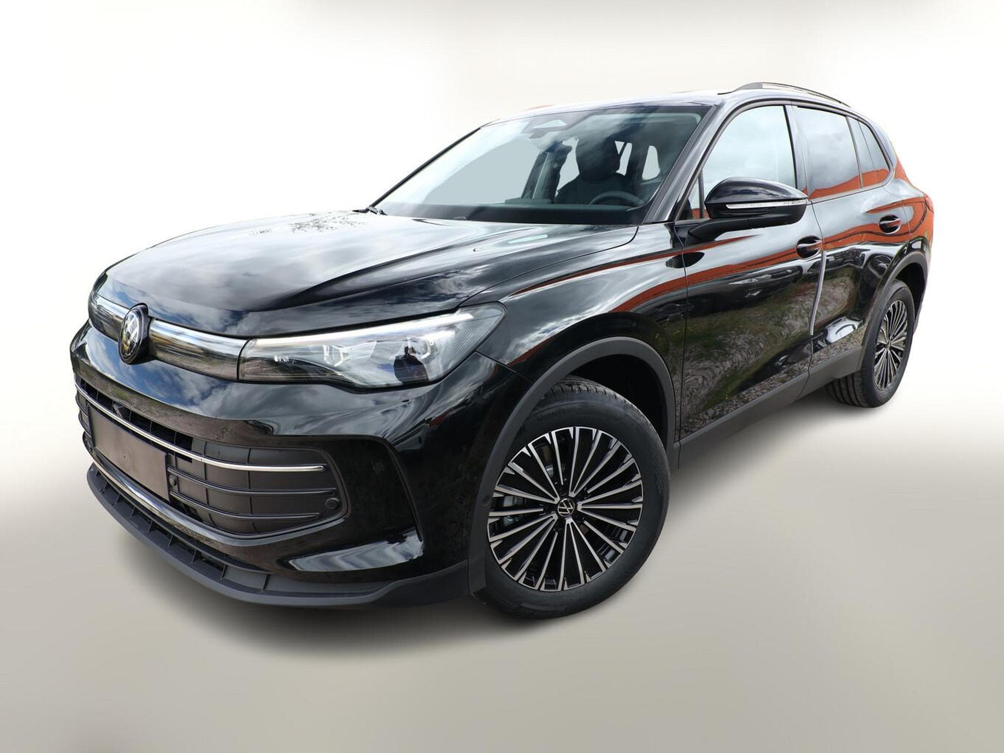 VW Tiguan DSG LED+ Pano (2026) - Foto 1