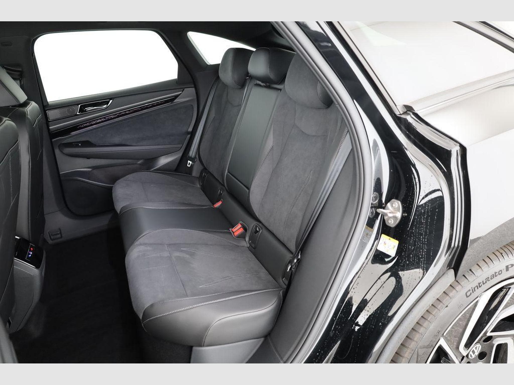 VW ID.7 Pro 210 kW (2026) - Foto 11