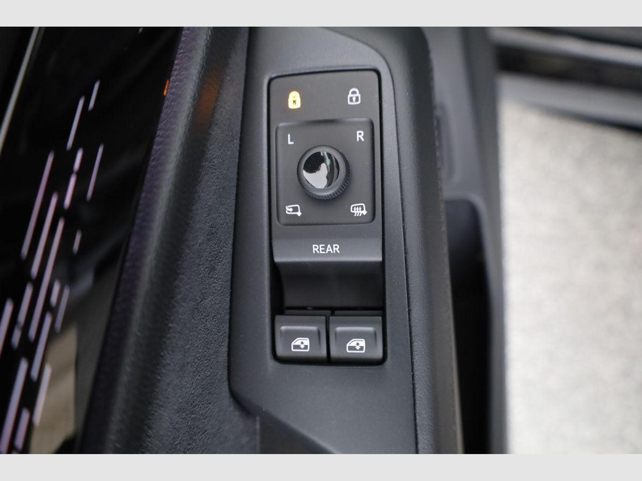 VW ID.7 Pro 210 kW (2026) - Foto 9