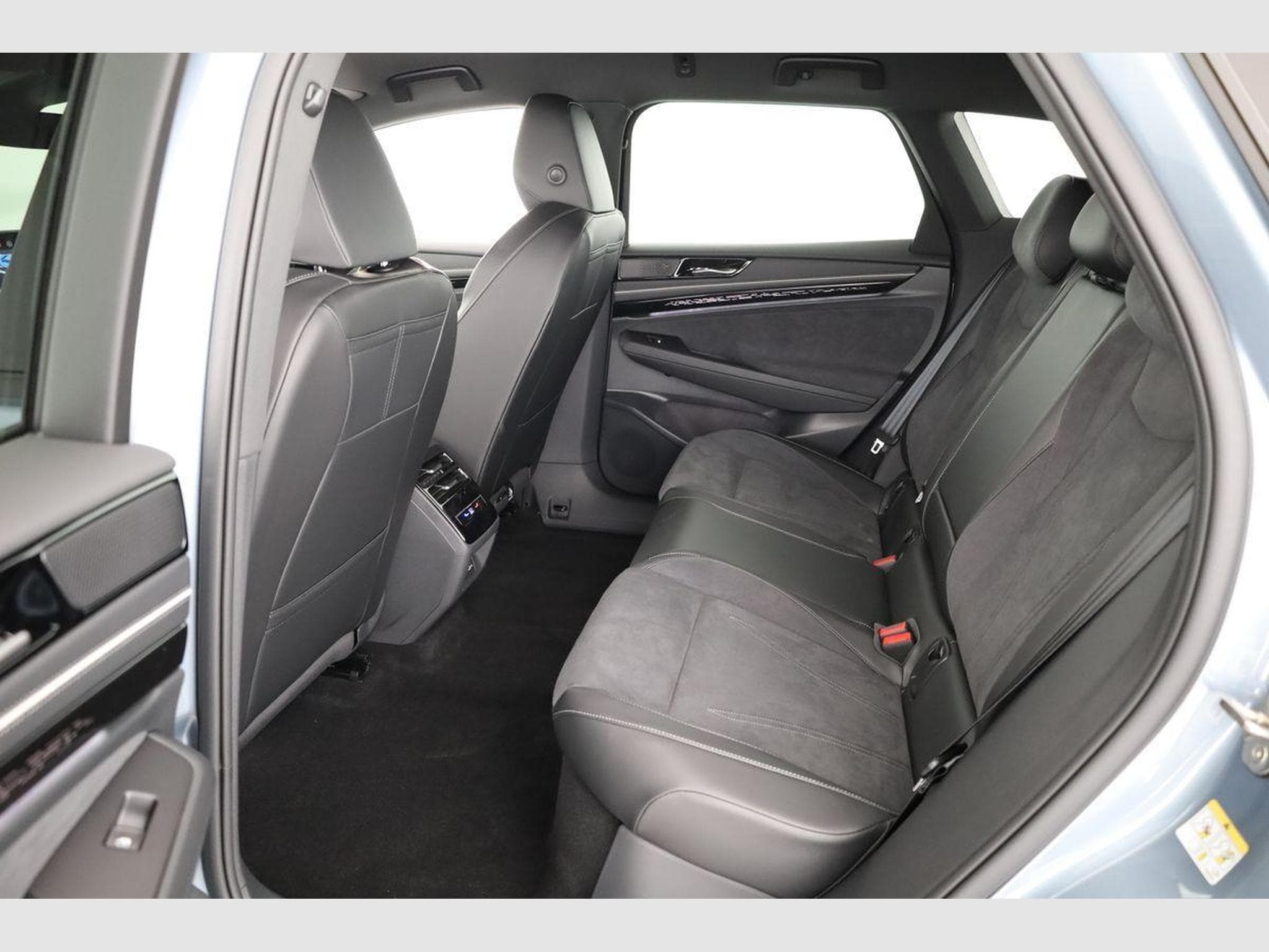 VW ID.7 Pro 210 kW (2026) - Photo 11