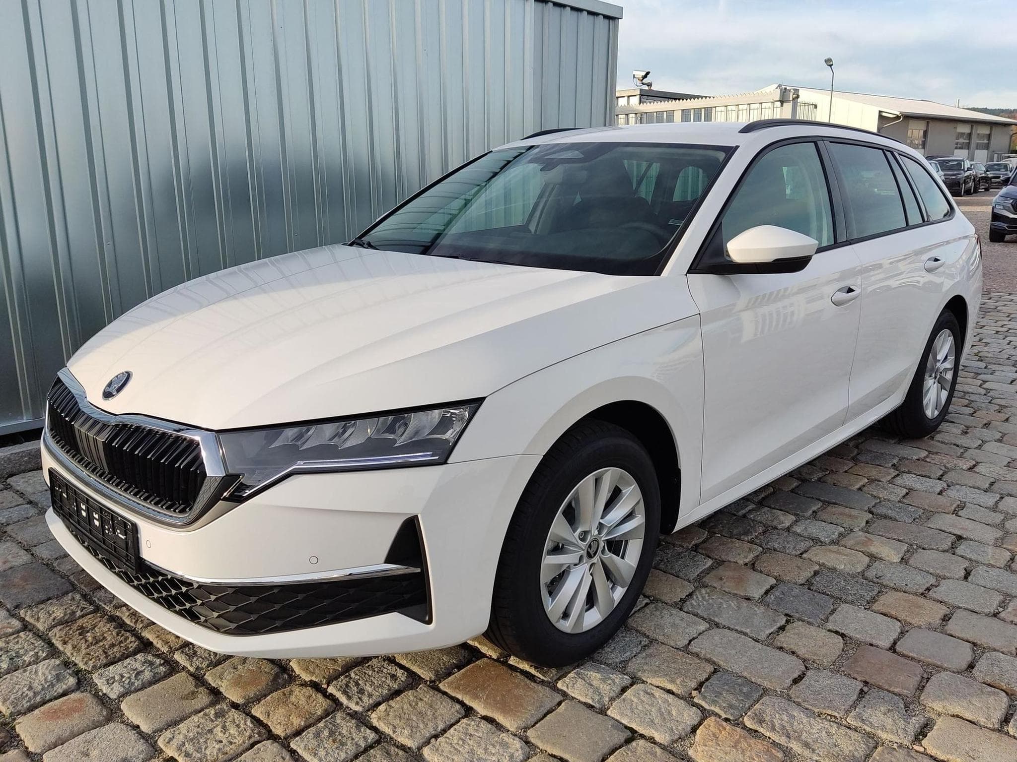 Skoda Octavia Selection 2,0 TDI (2026) - Photo 1