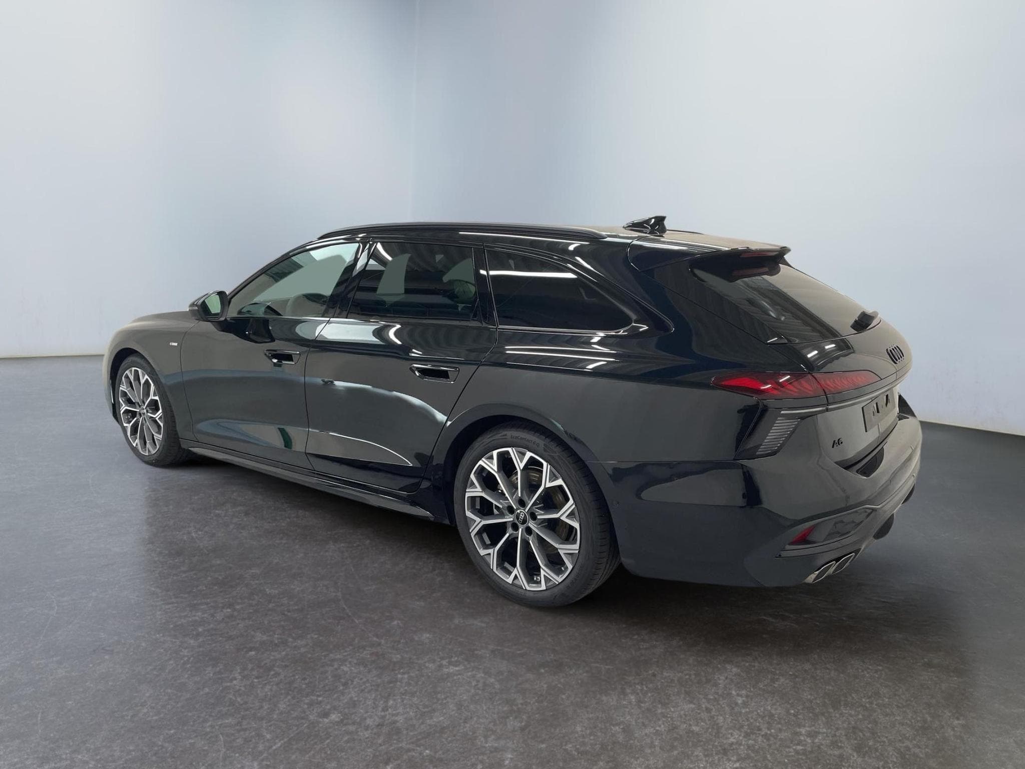 Audi A6 Avant S-Line 2.0 (2025) - Foto 5