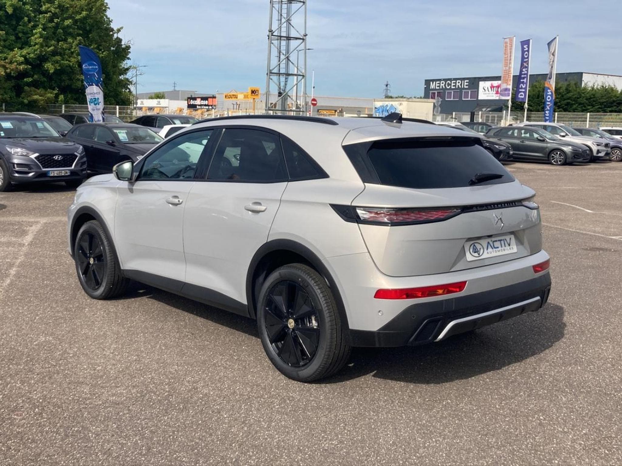 DS Automobiles DS7 1.5 BLUEHDI 130 PERFORMANCE LINE (2026) - Photo 7