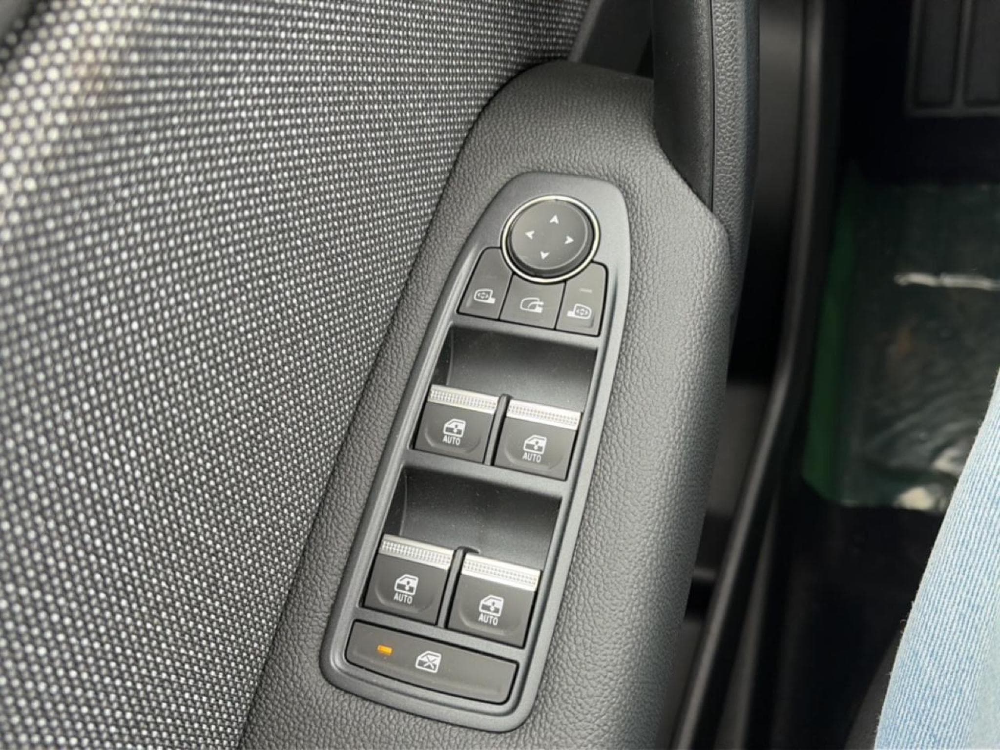 Renault SYMBIOZ 1.8 E-TECH FULL HYBRID 160 TECHNO (2026) - Photo 11