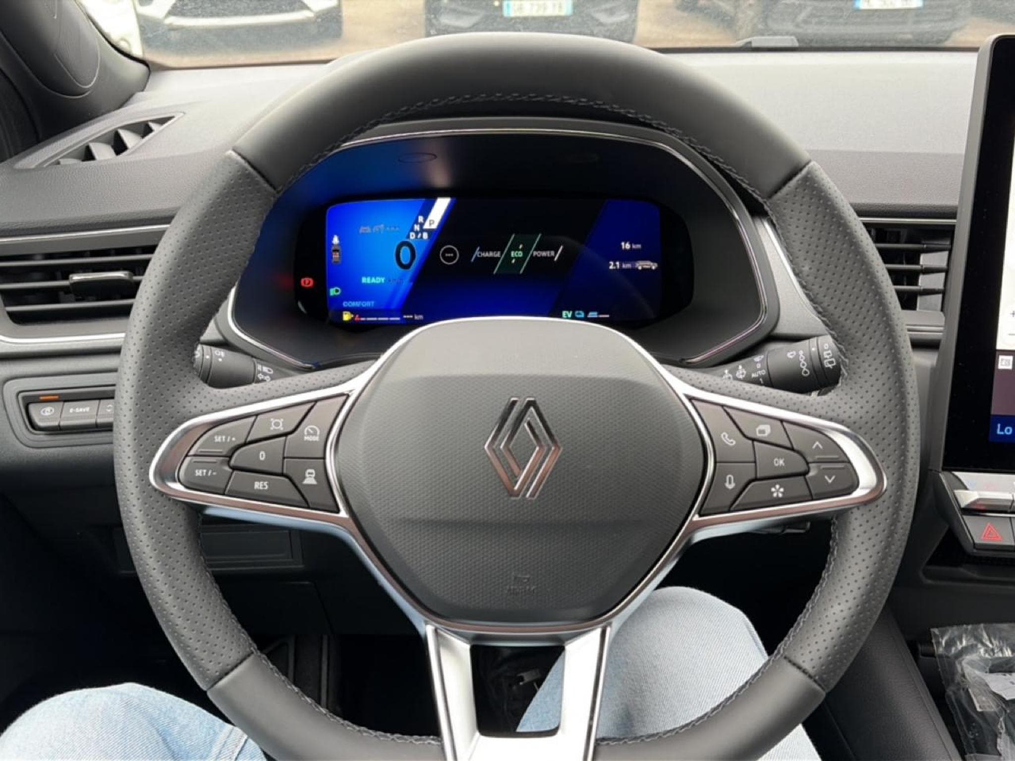 Renault SYMBIOZ 1.8 E-TECH FULL HYBRID 160 TECHNO (2026) - Photo 14