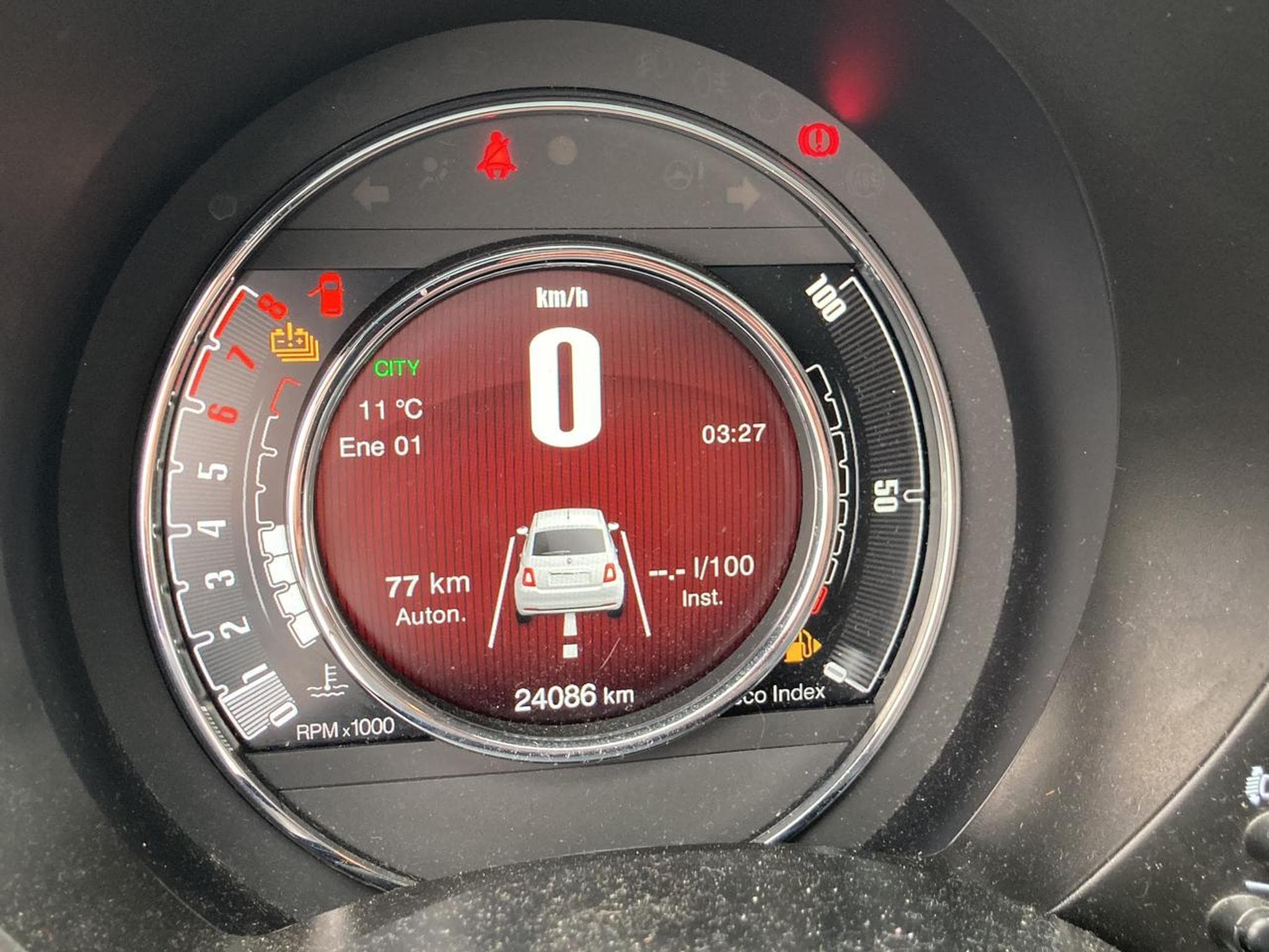 Fiat 500 1.0 70 BSG DOLCEVITA (2023) - Photo 16