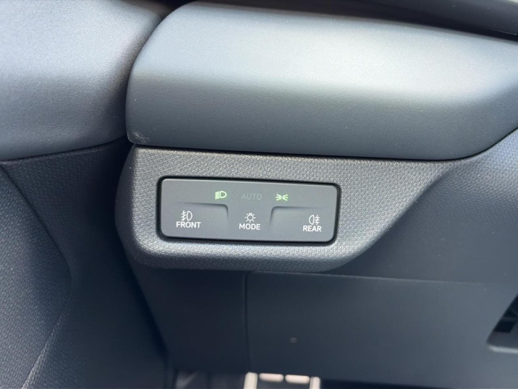 Cupra TERRAMAR 1.5 ETSI HYBRID 150 V DSG7 (2026) - Photo 14