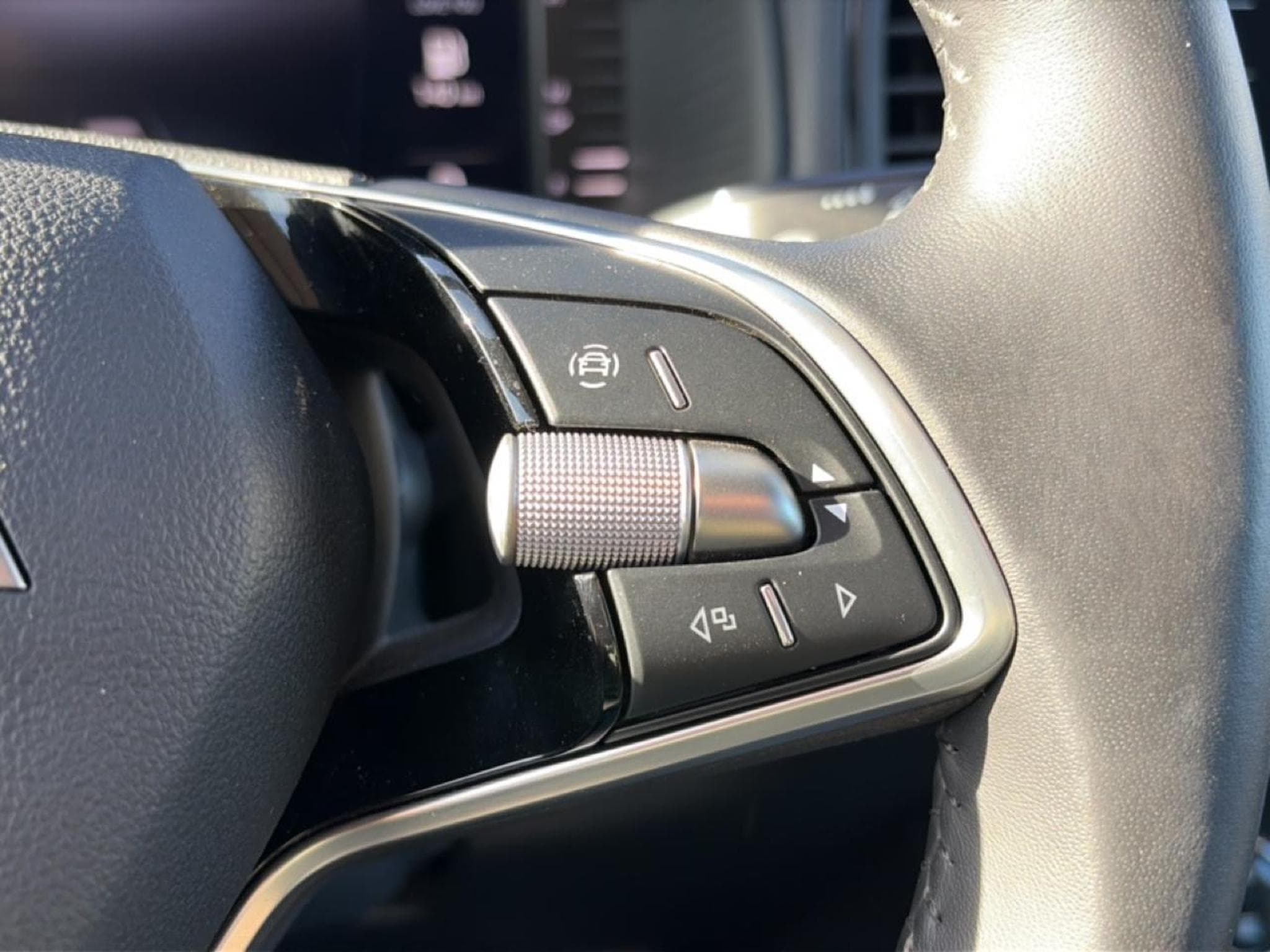 Skoda KAROQ 1.5 TSI 150 SELECTION DSG7 (2025) - Photo 19